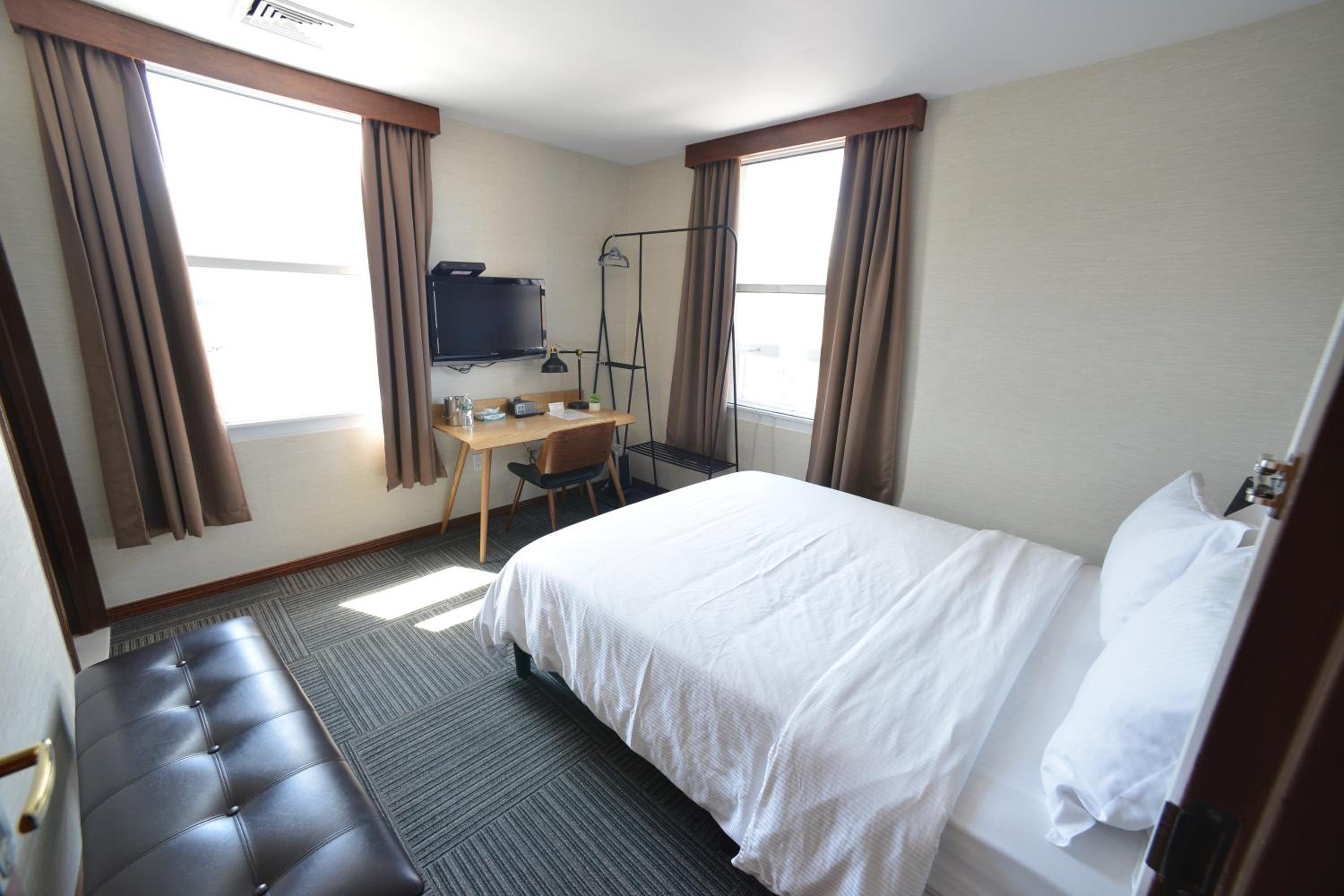 Superior Queen Room