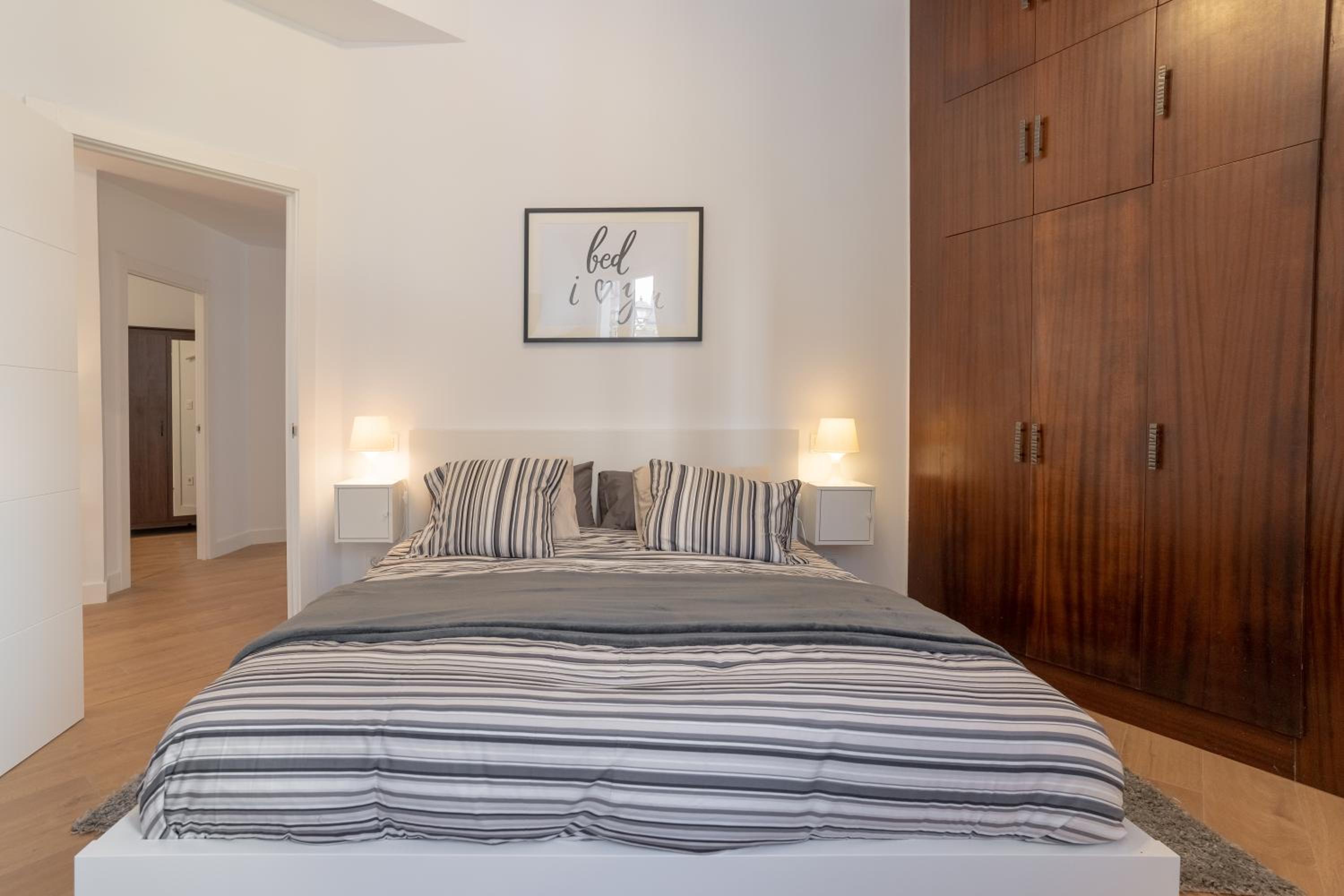 Two-Bedroom Apartment - Photo 11