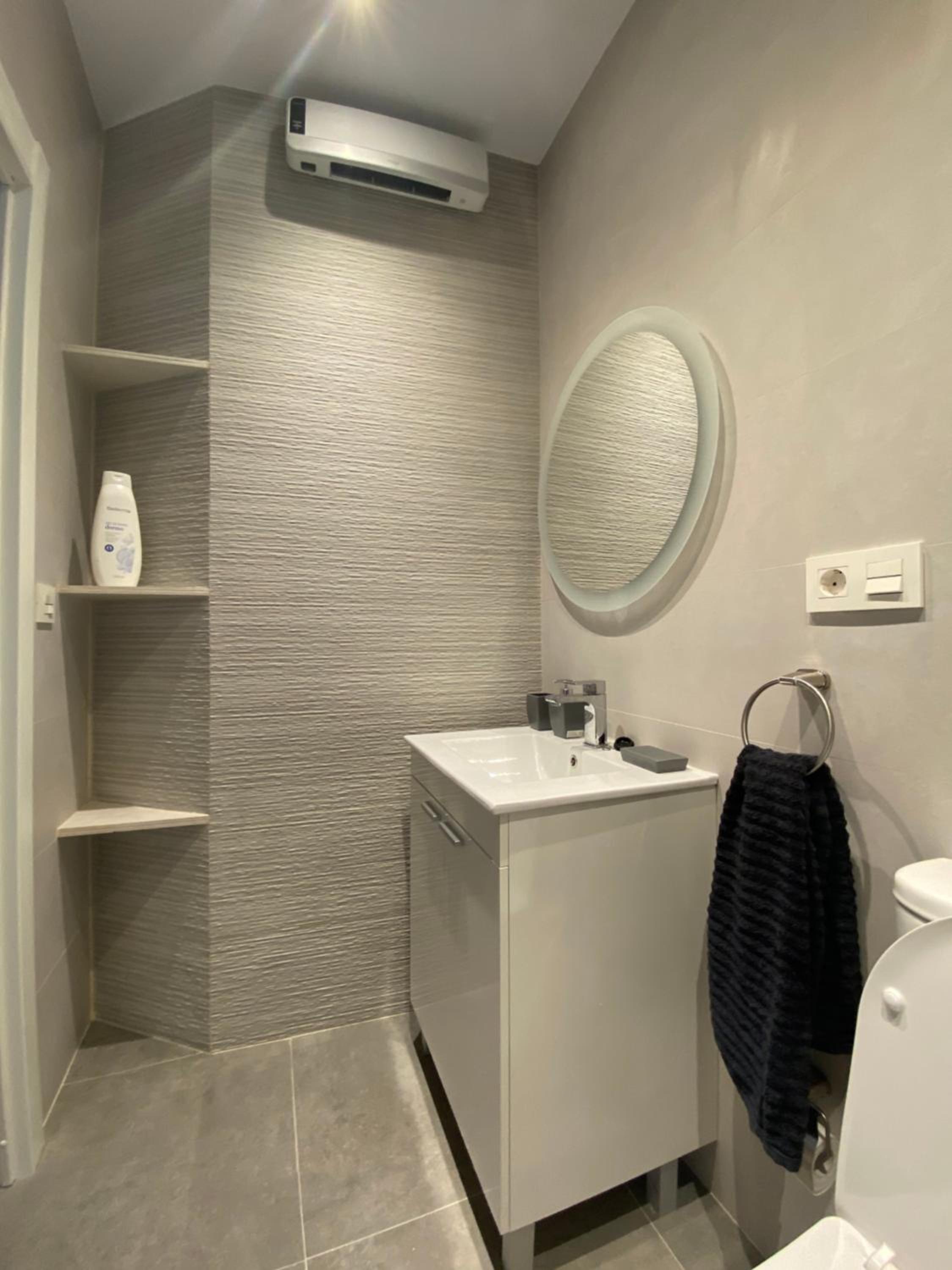 Two-Bedroom Apartment - Photo 15