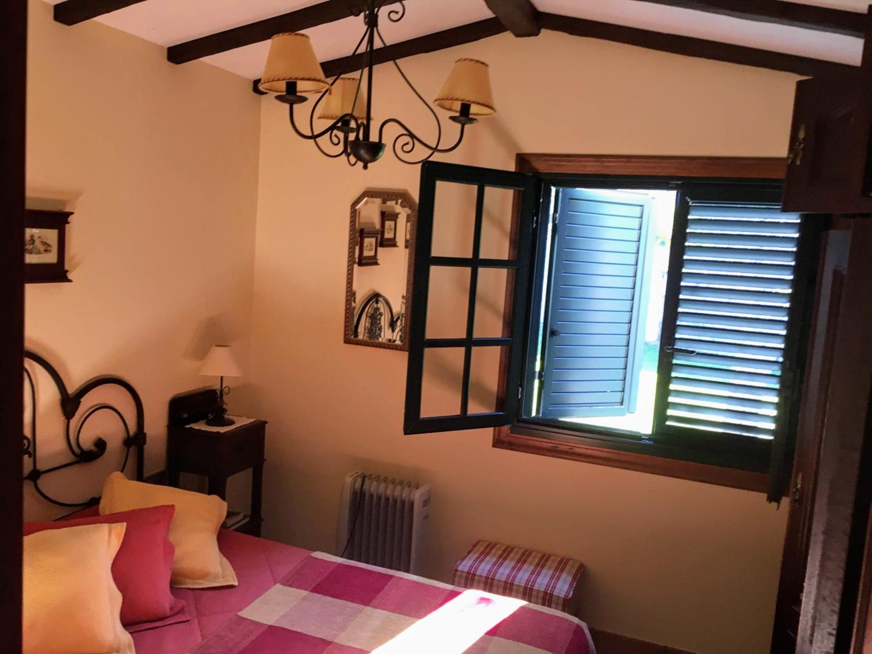 Casa adosada de tres habitaciones