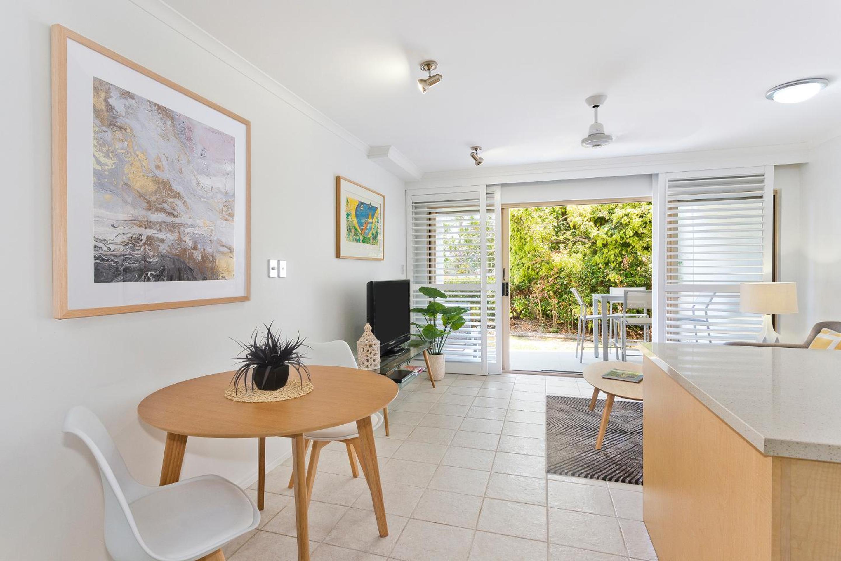 One-Bed Studio Apartment with River View photo 1