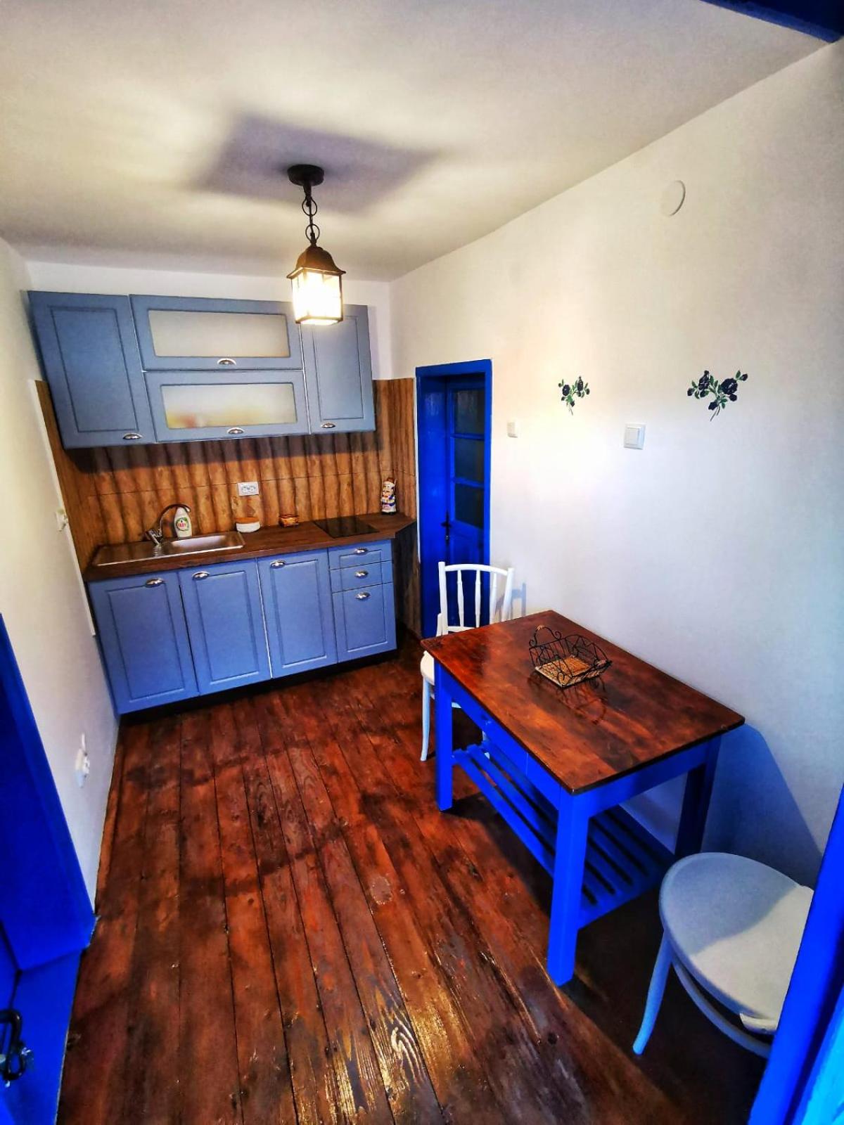 Two-Bedroom House - Photo 106