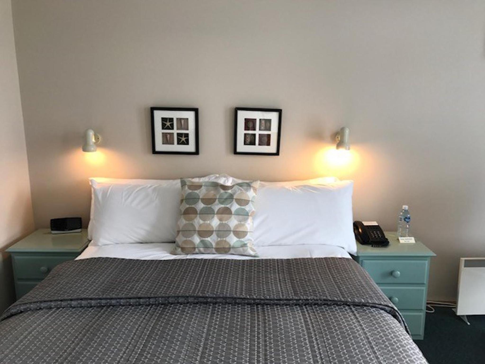 Standard Queen Room photo 3