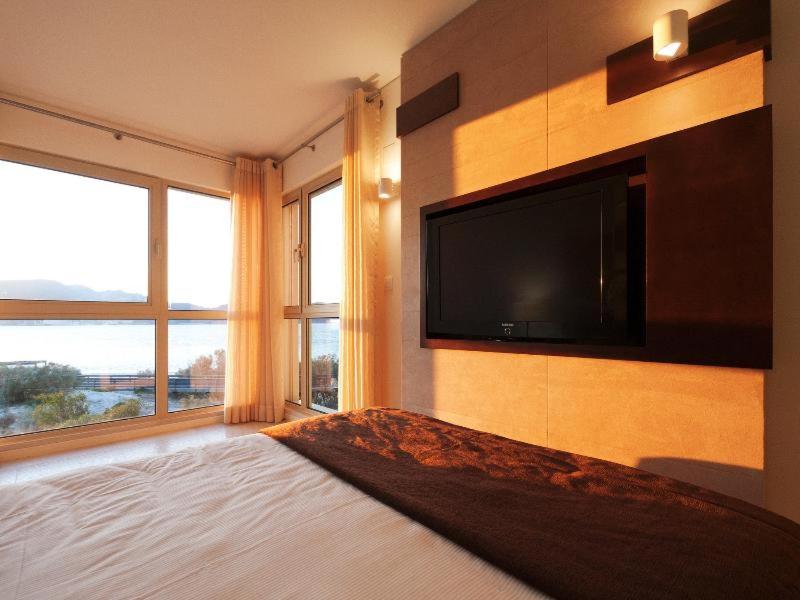 Quarto #4988637