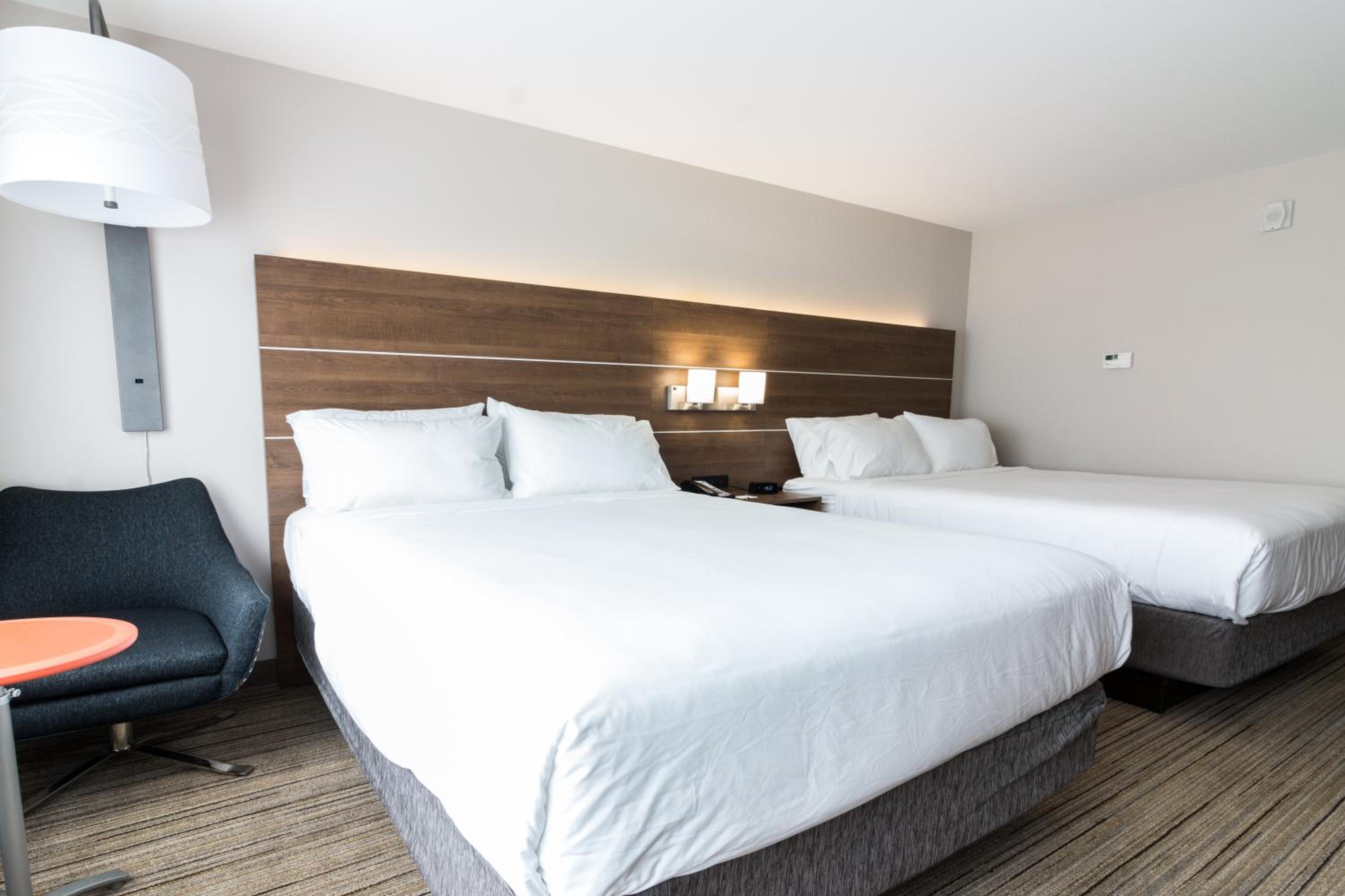 Queen Room with Two Queen Beds - Hearing Accessible/Non-Smoking