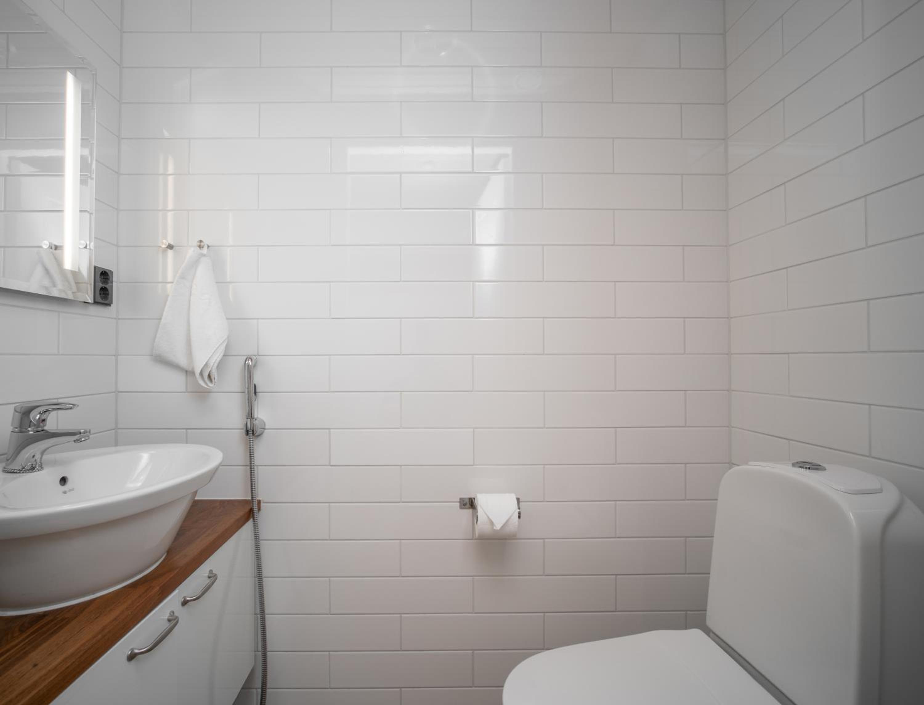 Three-Bedroom Apartment Jacuzzi  - Photo 6