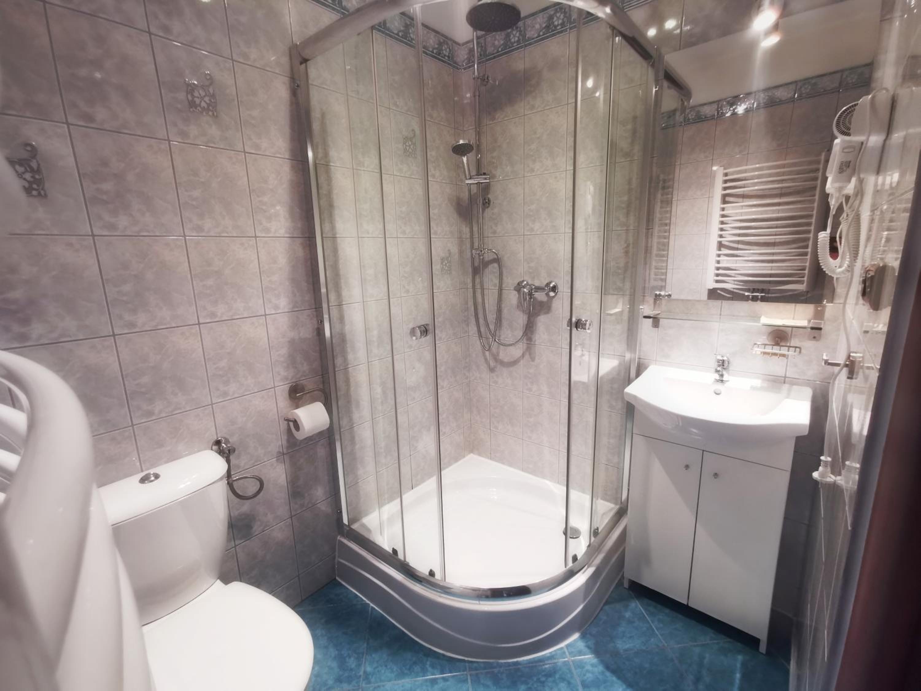 Double Room - Photo 2