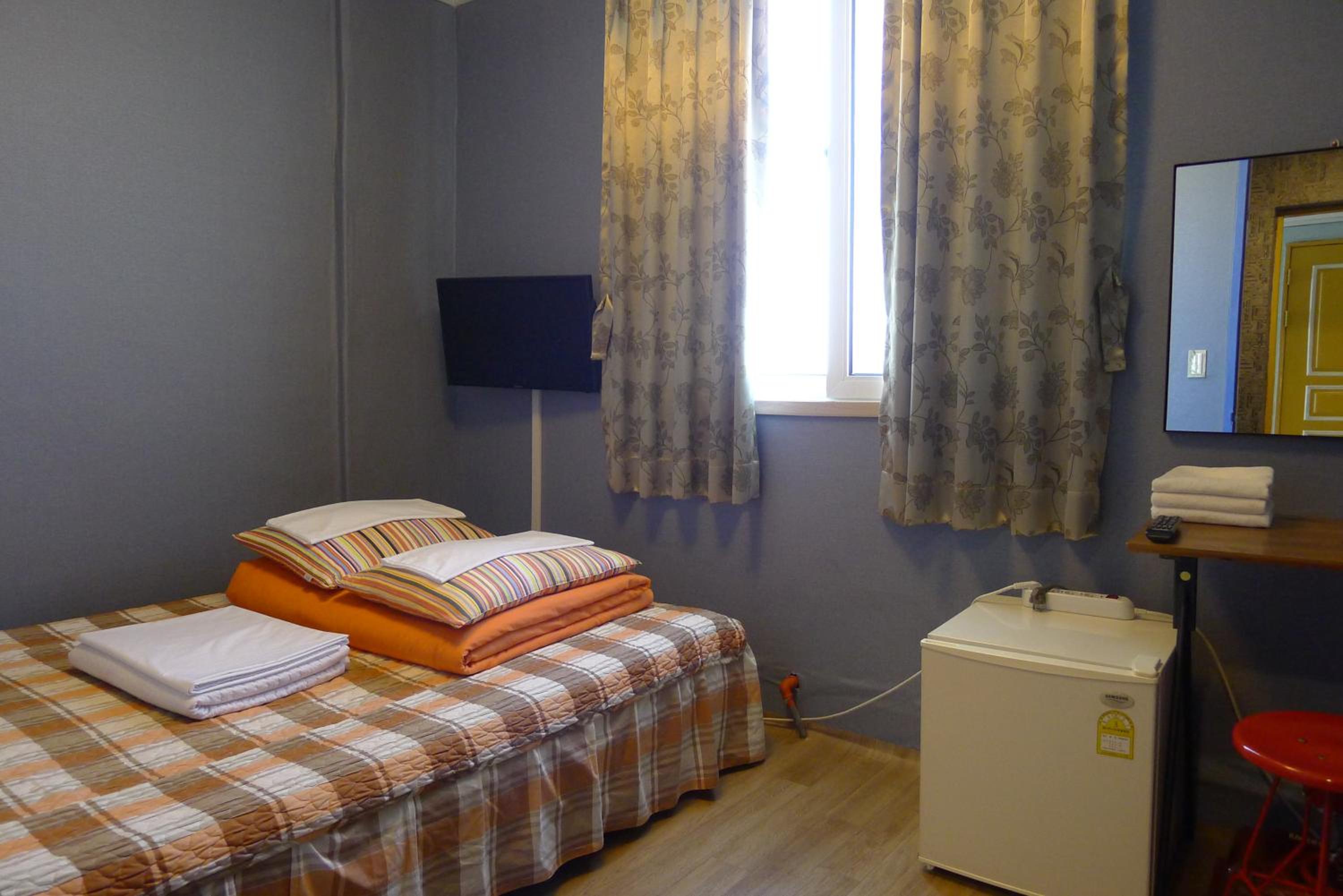 Double Room with Private Bathroom photo 1