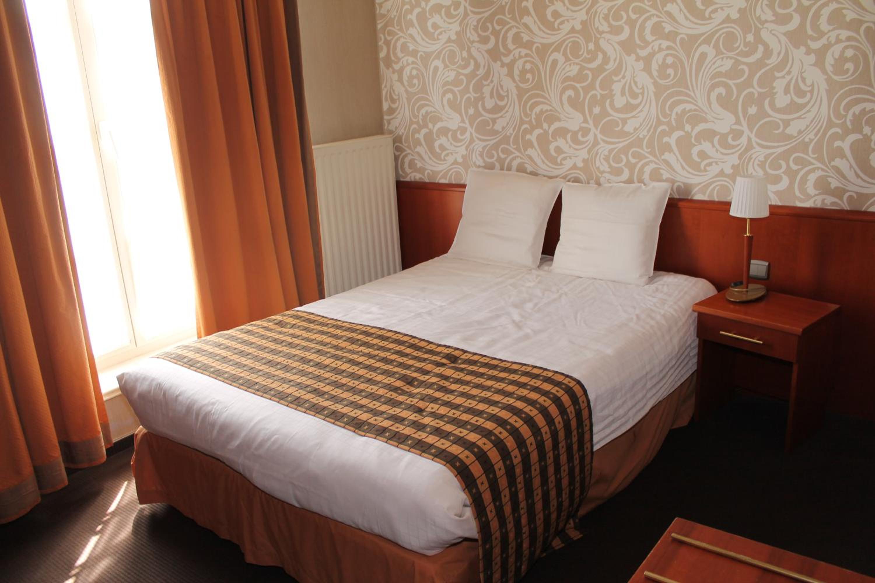 Standard Double Room - Photo 1
