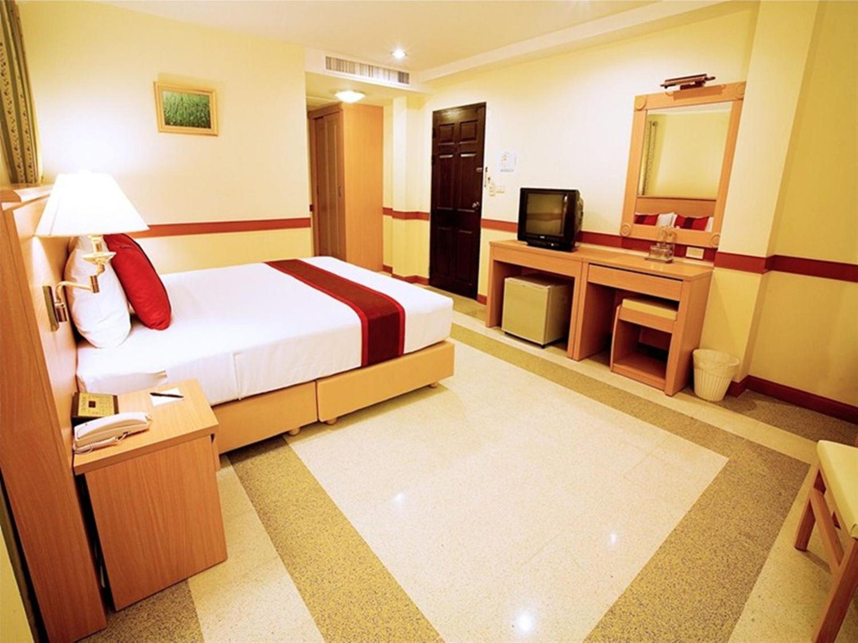 Deluxe Triple Room photo 3