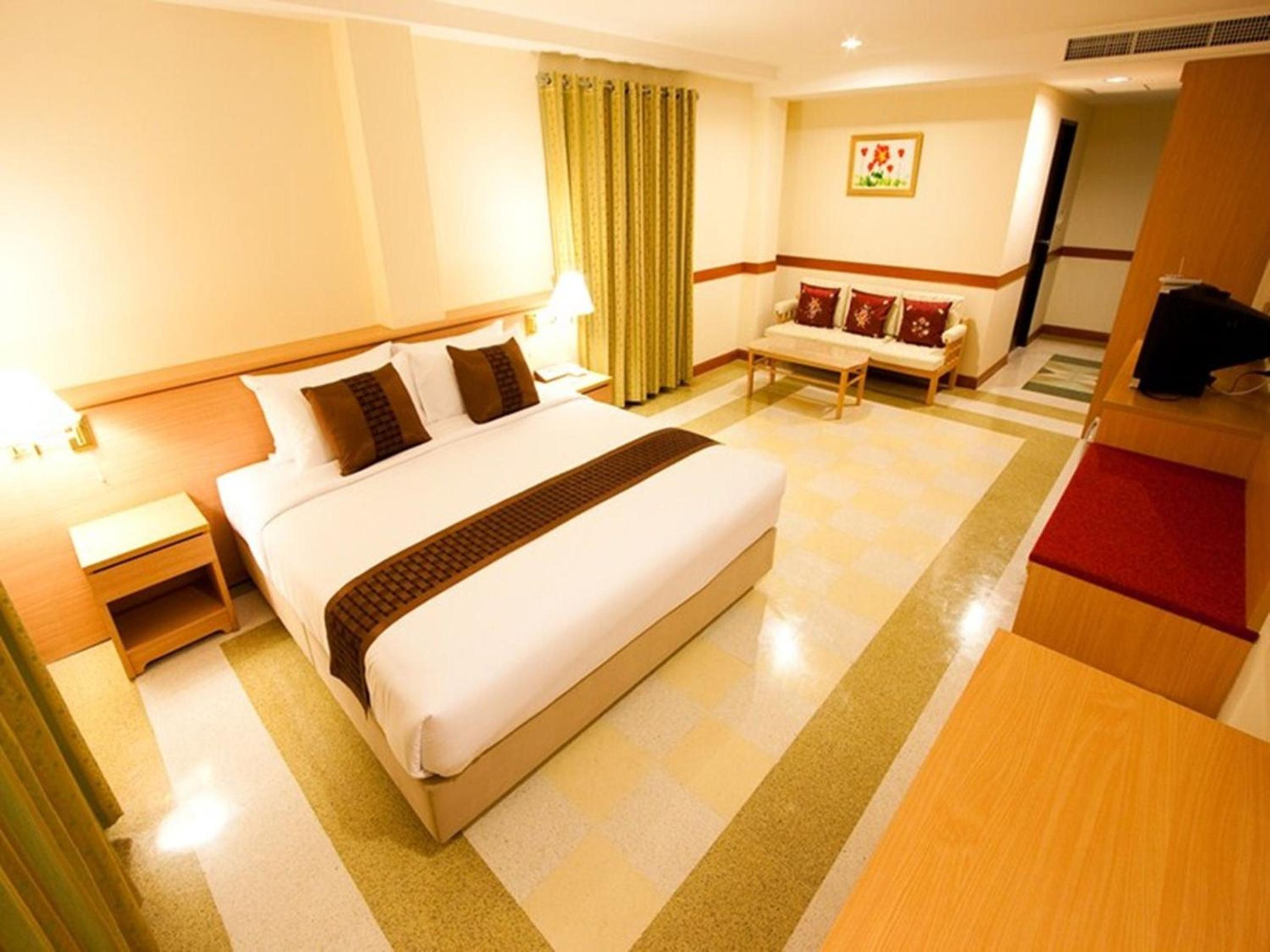 Deluxe Triple Room photo 2