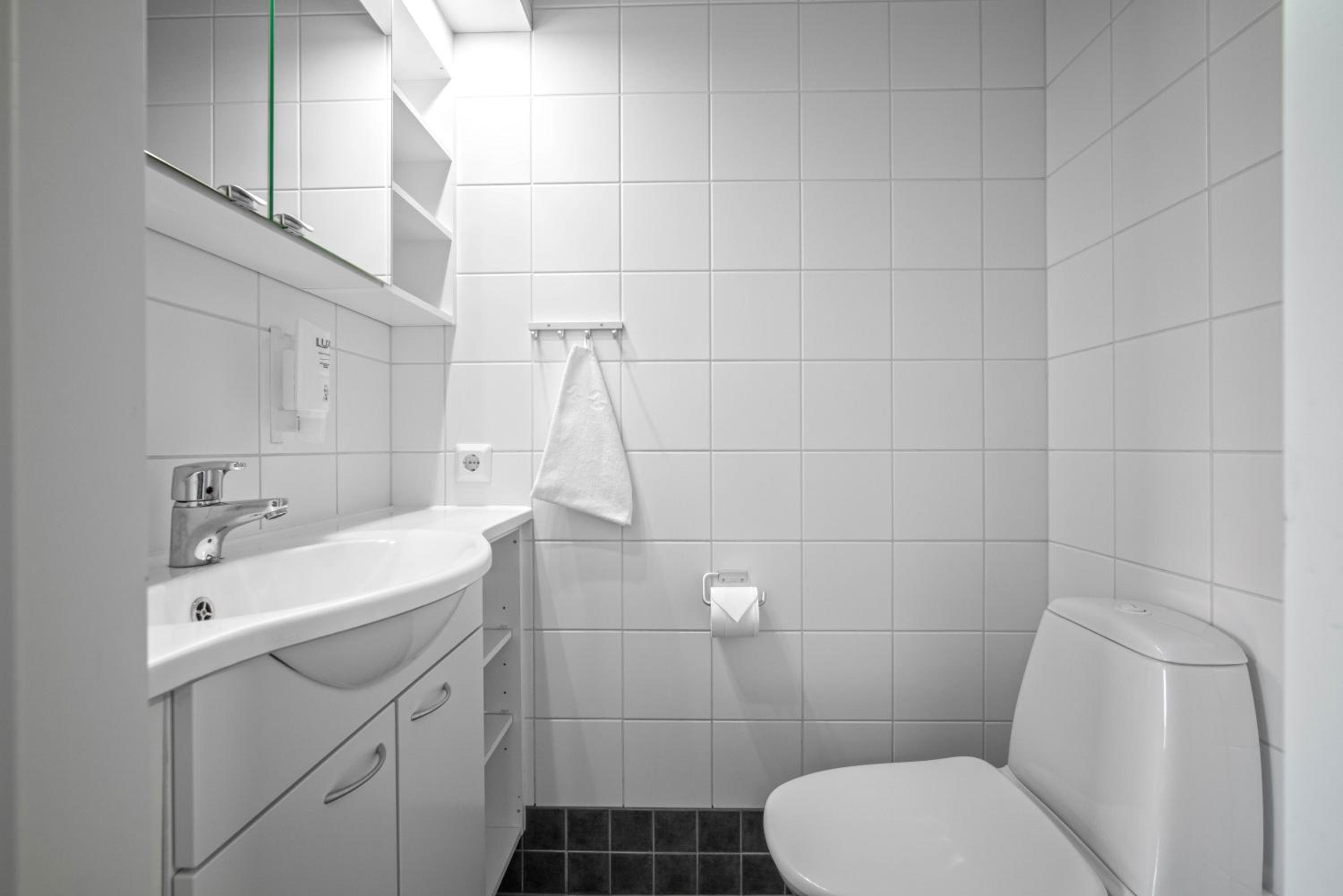 Two-Bedroom Apartment - Photo 14