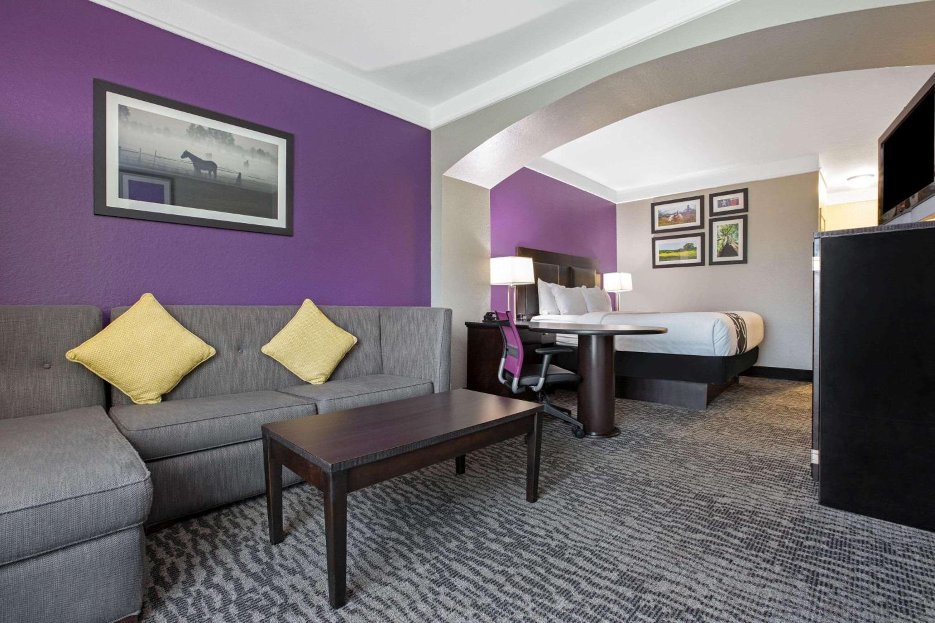 Executive King Room Non Smoking  - Photo 3