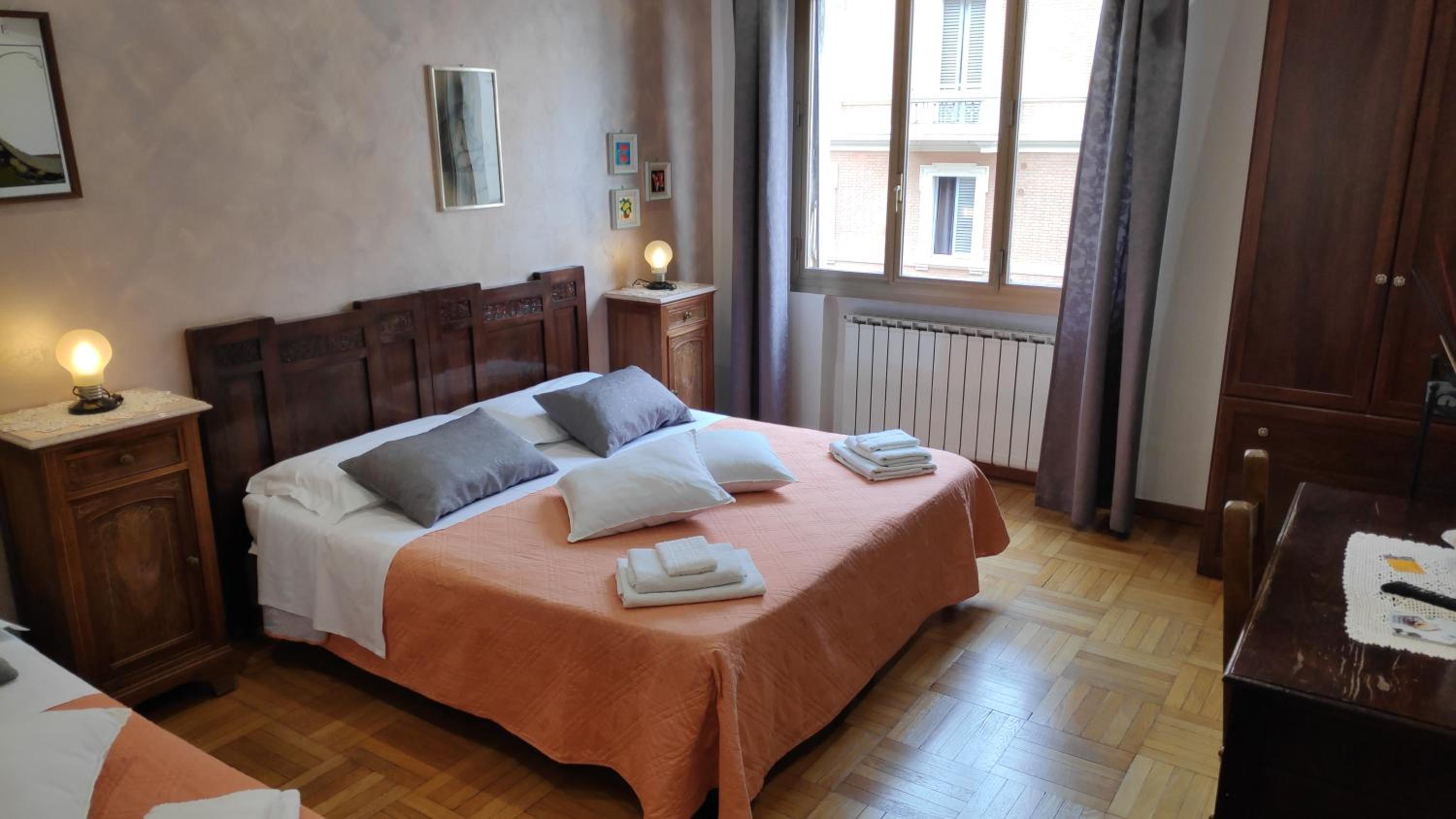 Triple Room with Private External Bathroom