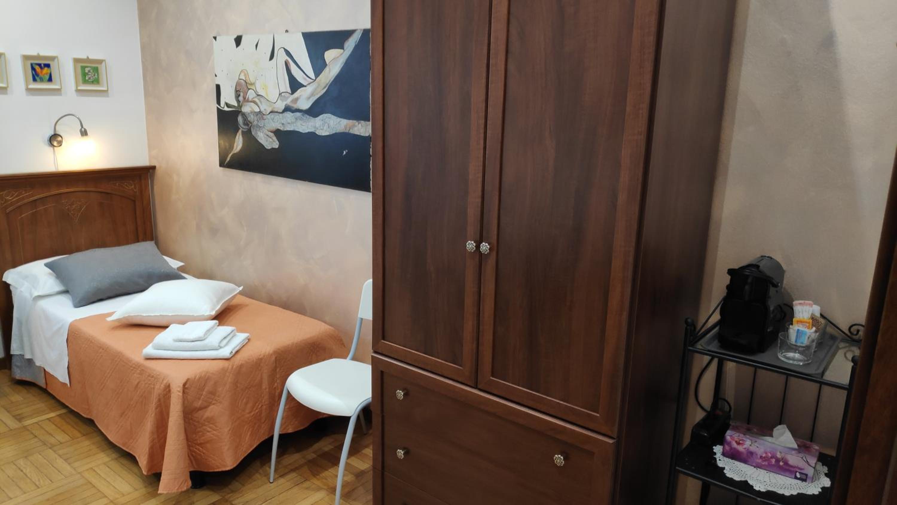 Single Room with Bathroom