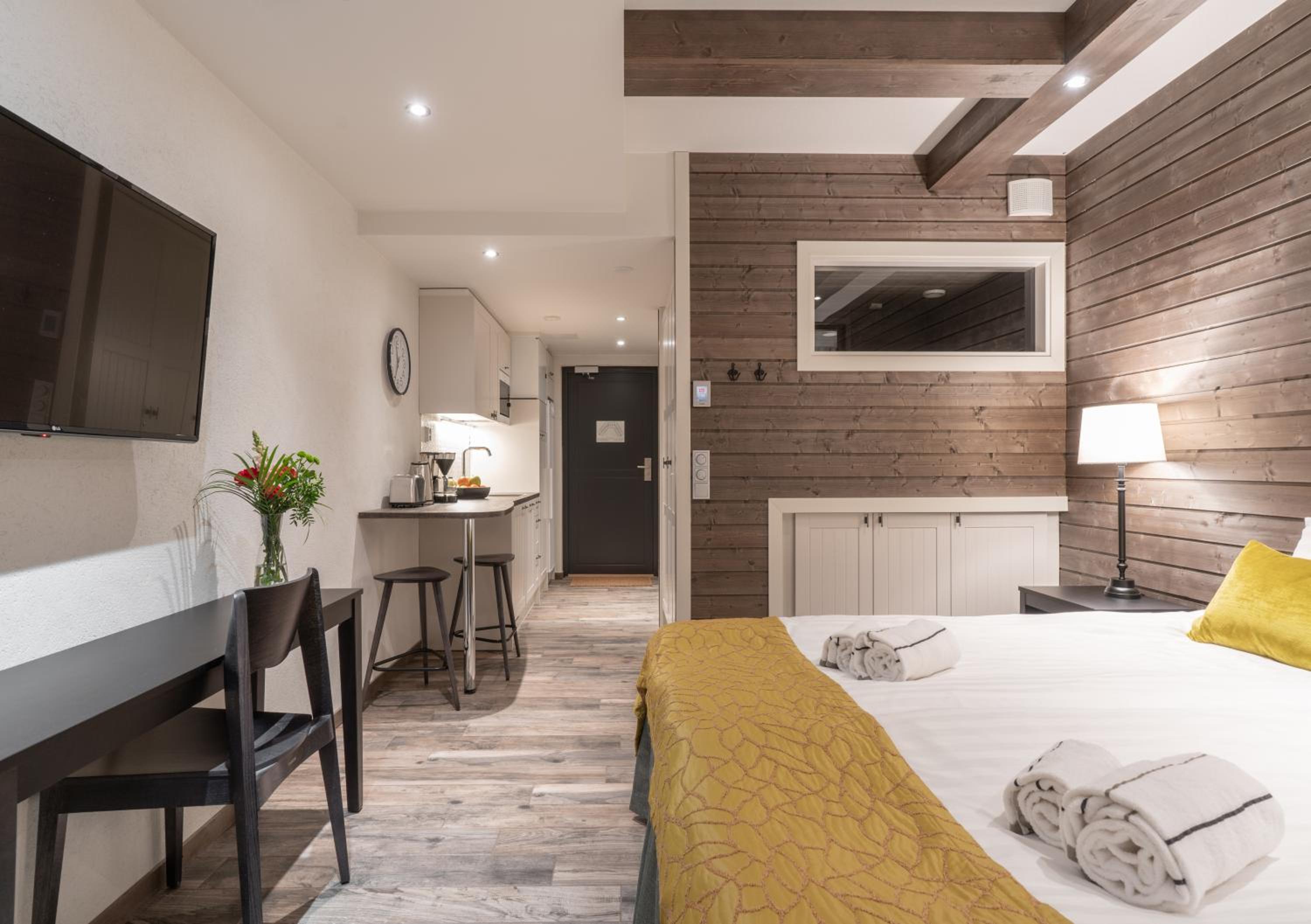 Superior Twin Room with Sauna - Photo 1