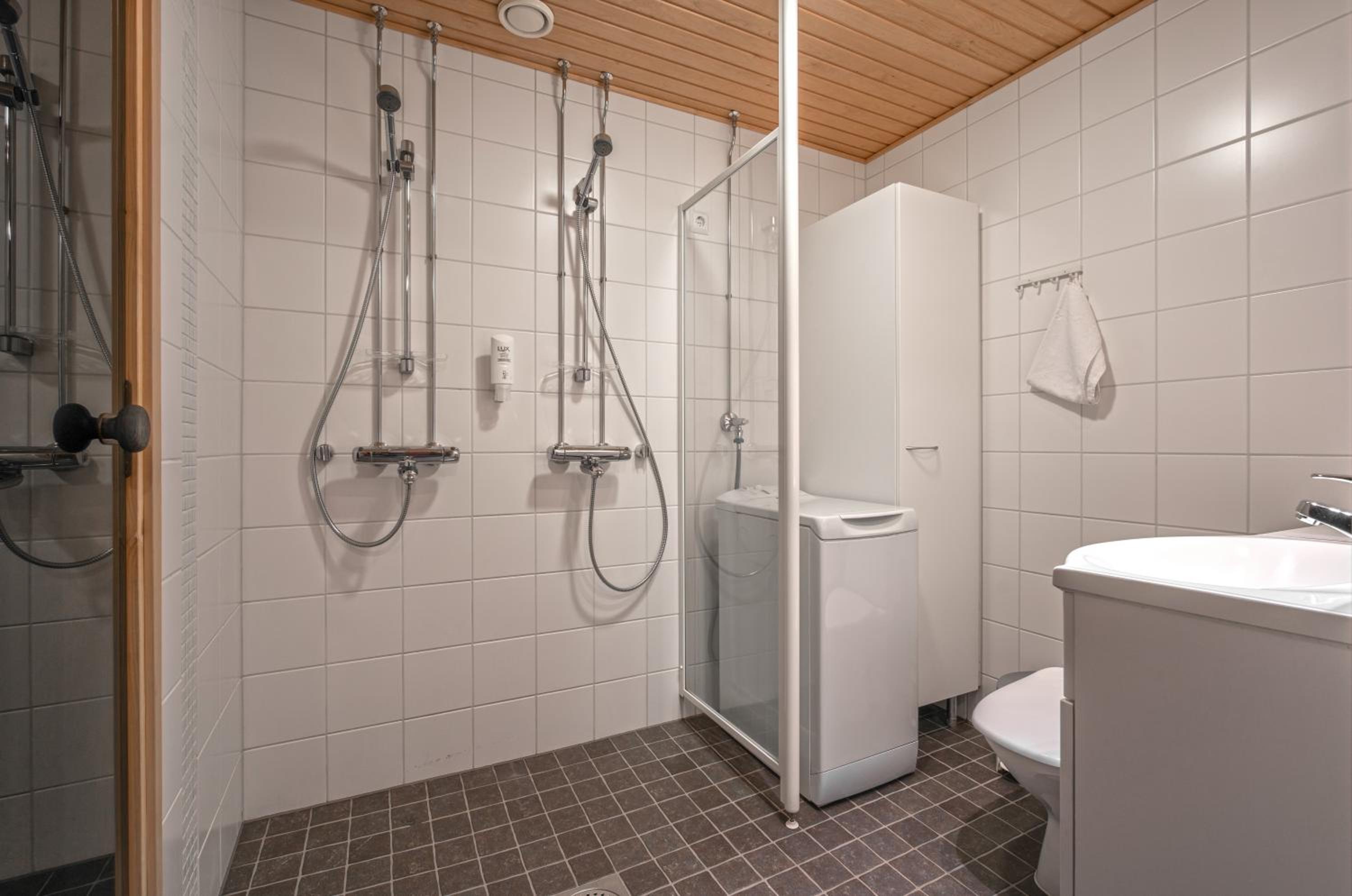 Apartment - Photo 3