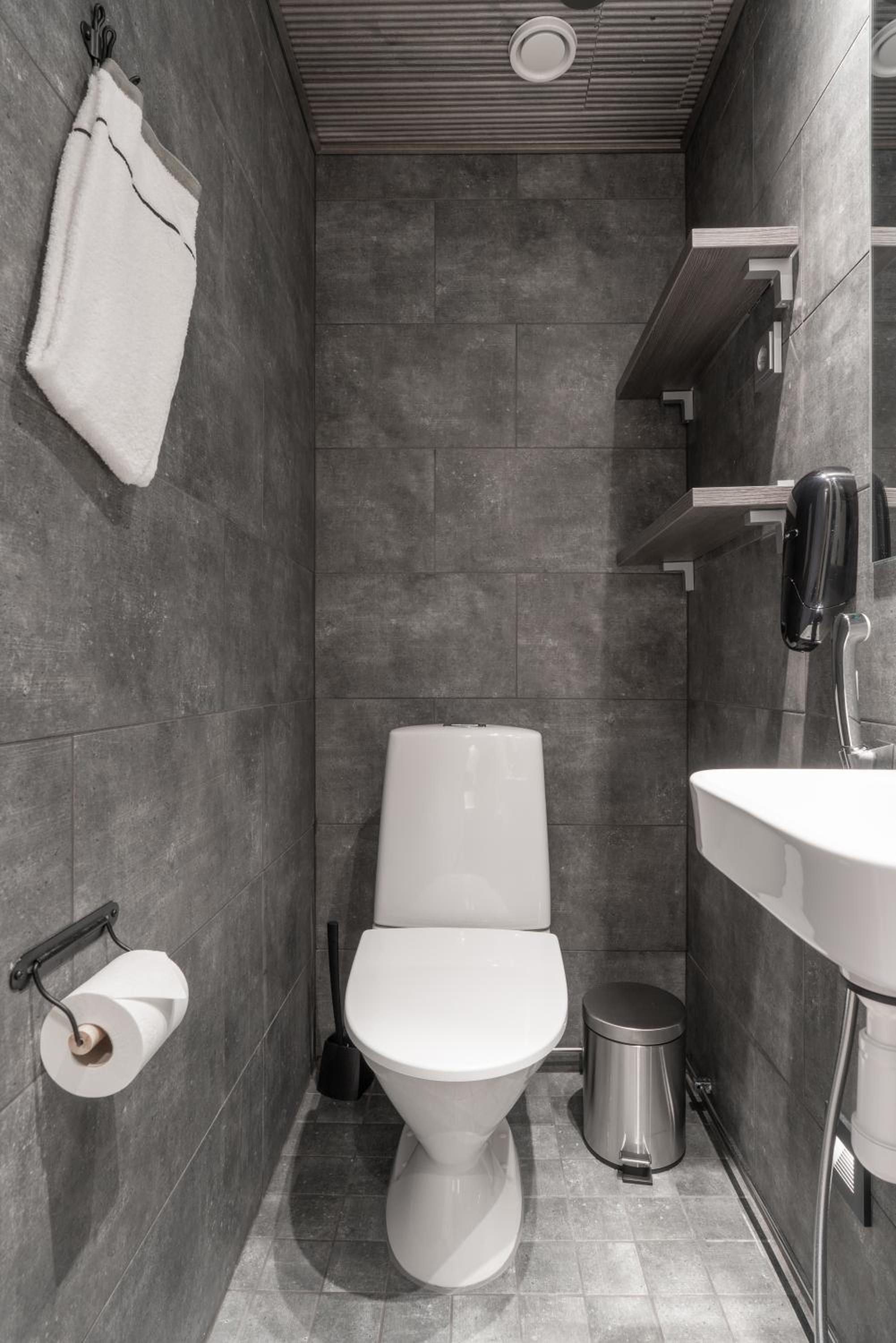 Two-Bedroom Apartment - Photo 4