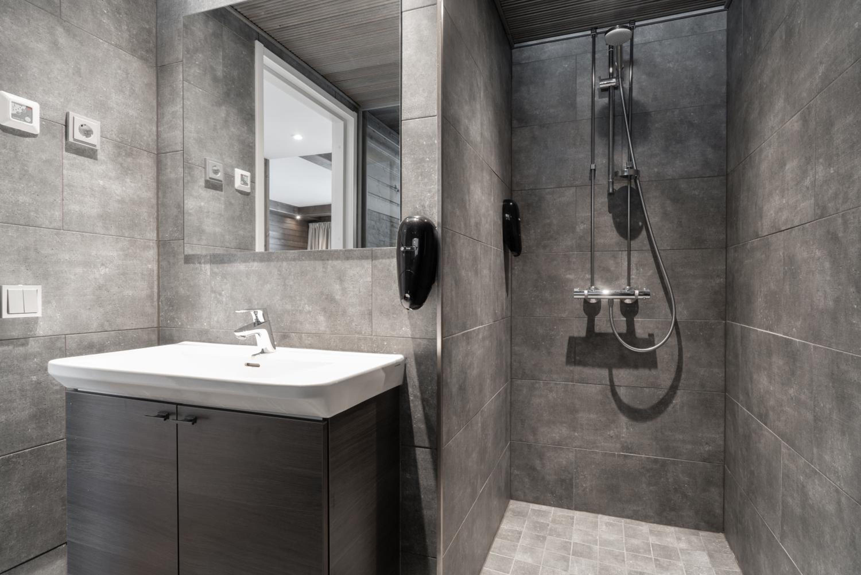 Two-Bedroom Apartment - Photo 7