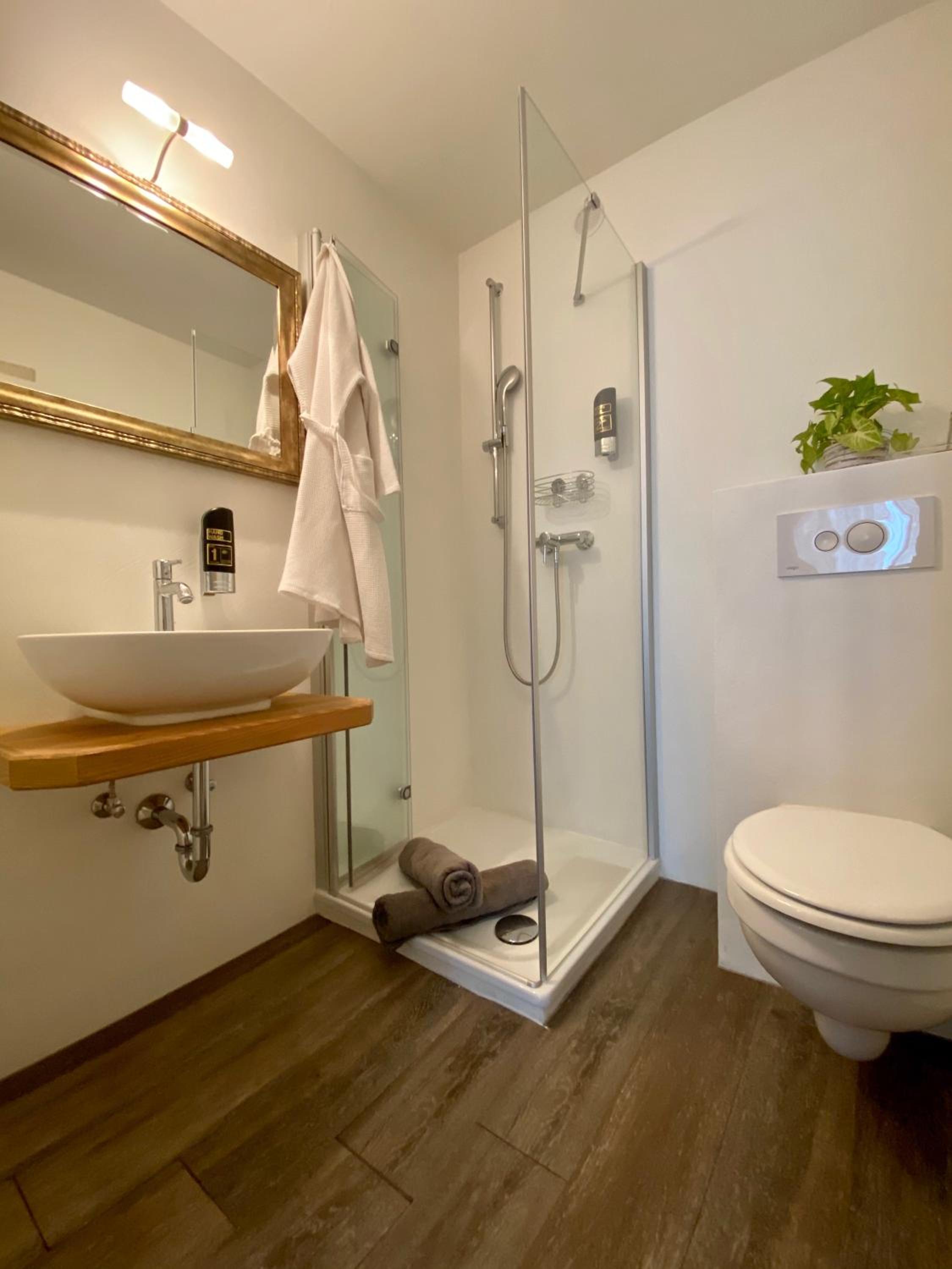 Single Room photo 3