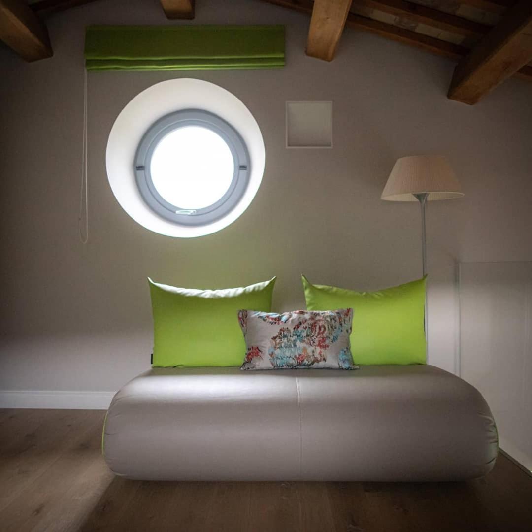 Superior Suite - Photo 7