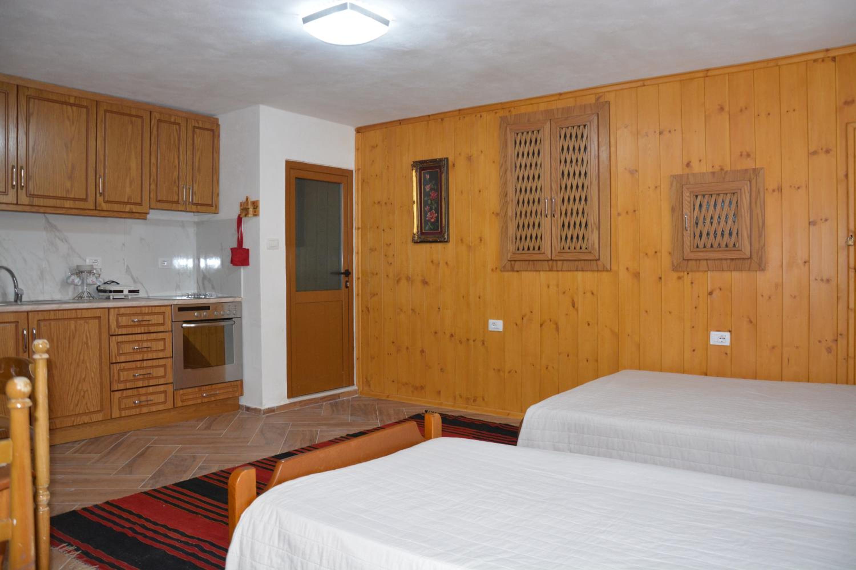 Comfort Triple Room with Shower photo 2