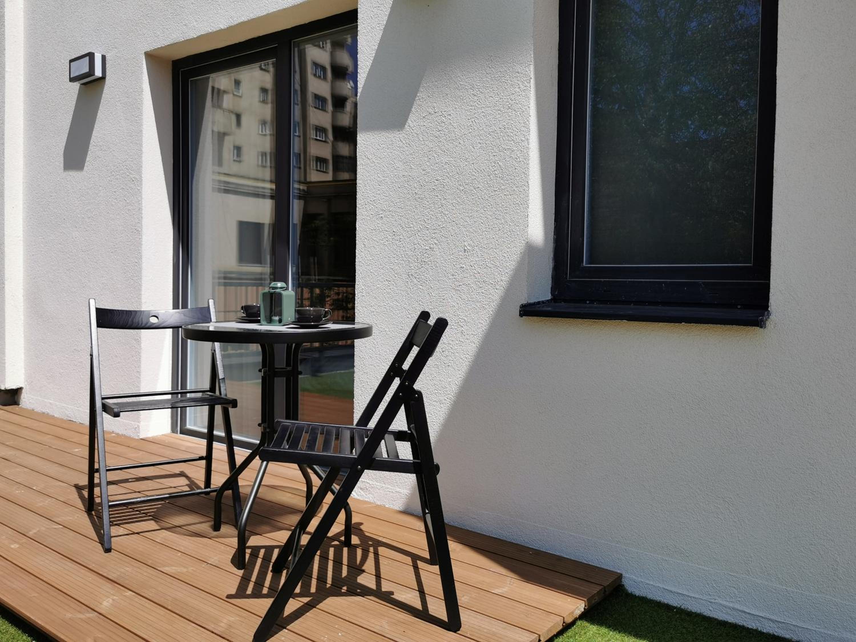 Apartment with Terrace - Photo 14