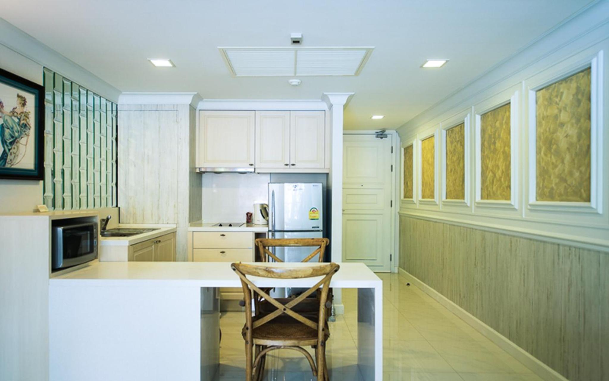 Apartment - Photo 13