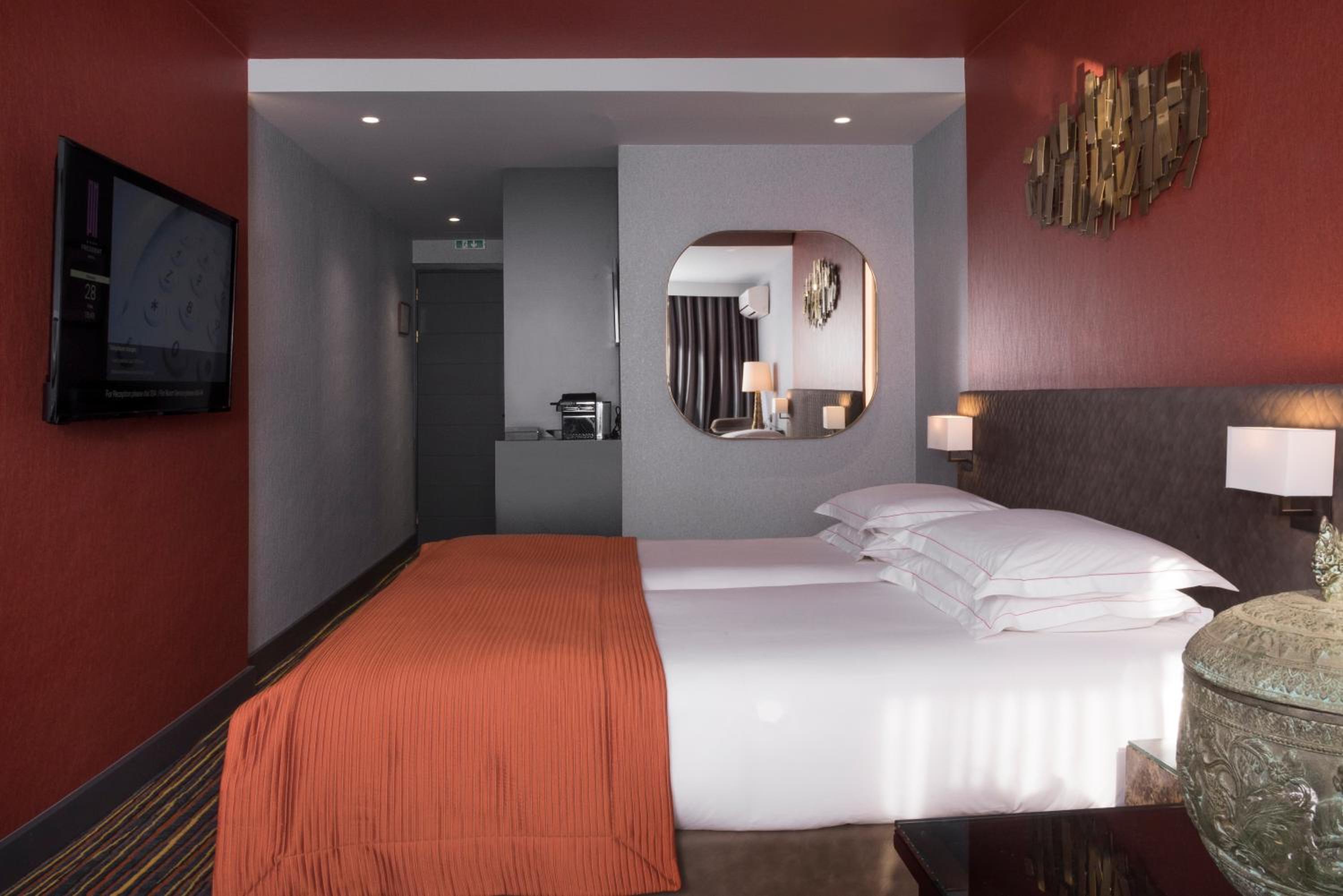 Panoramic Classic Double or Twin Room - Photo 3