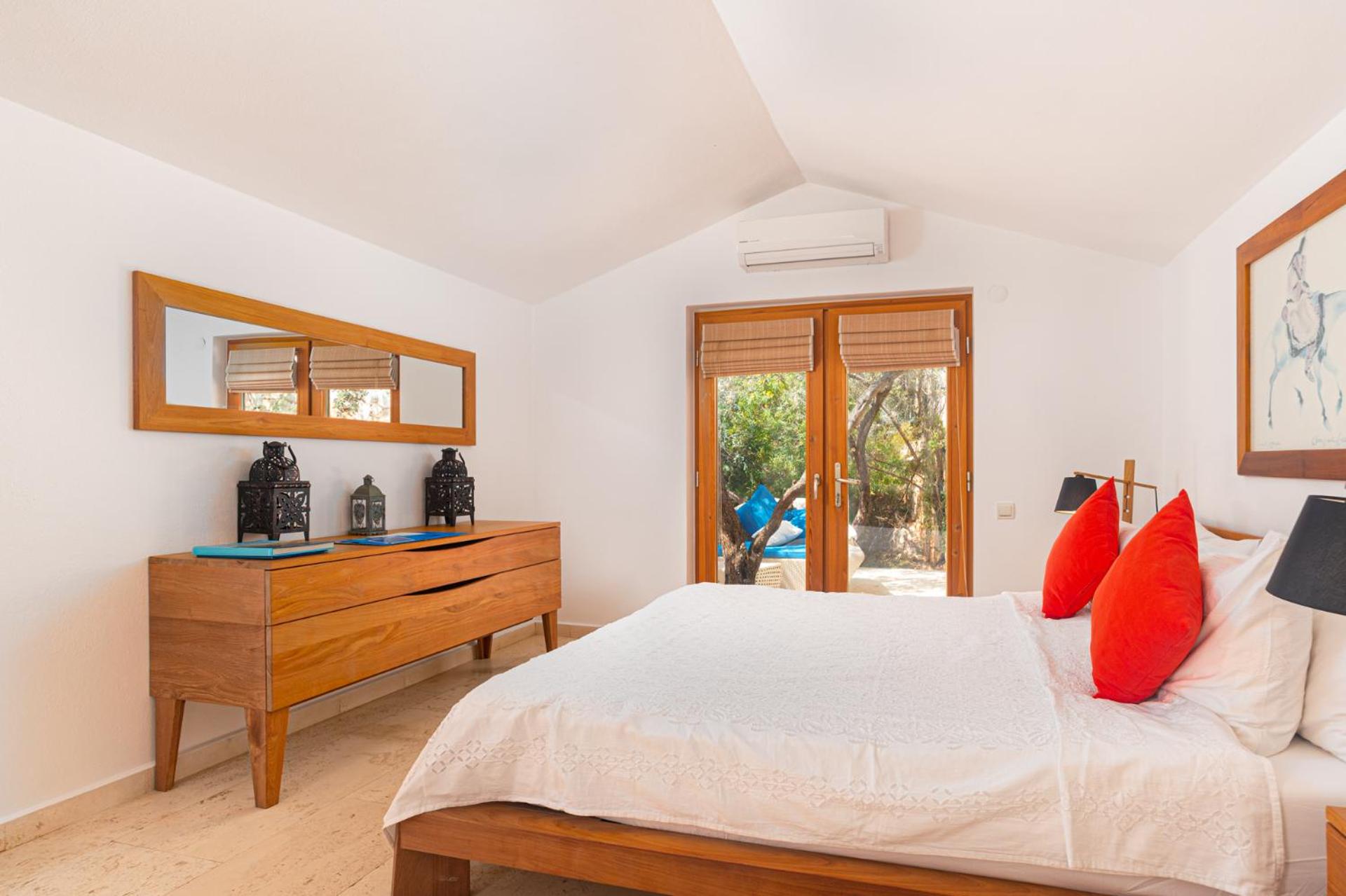King Suite with Sea View
