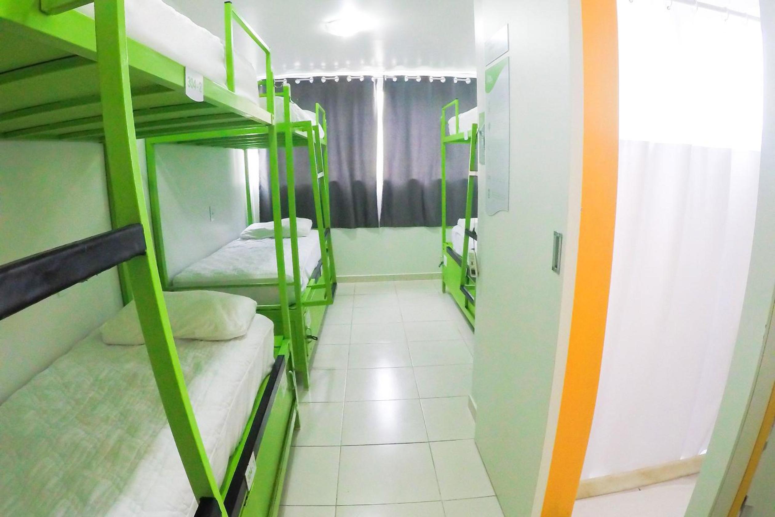 Bed in 10-Bed Mixed Dormitory Room