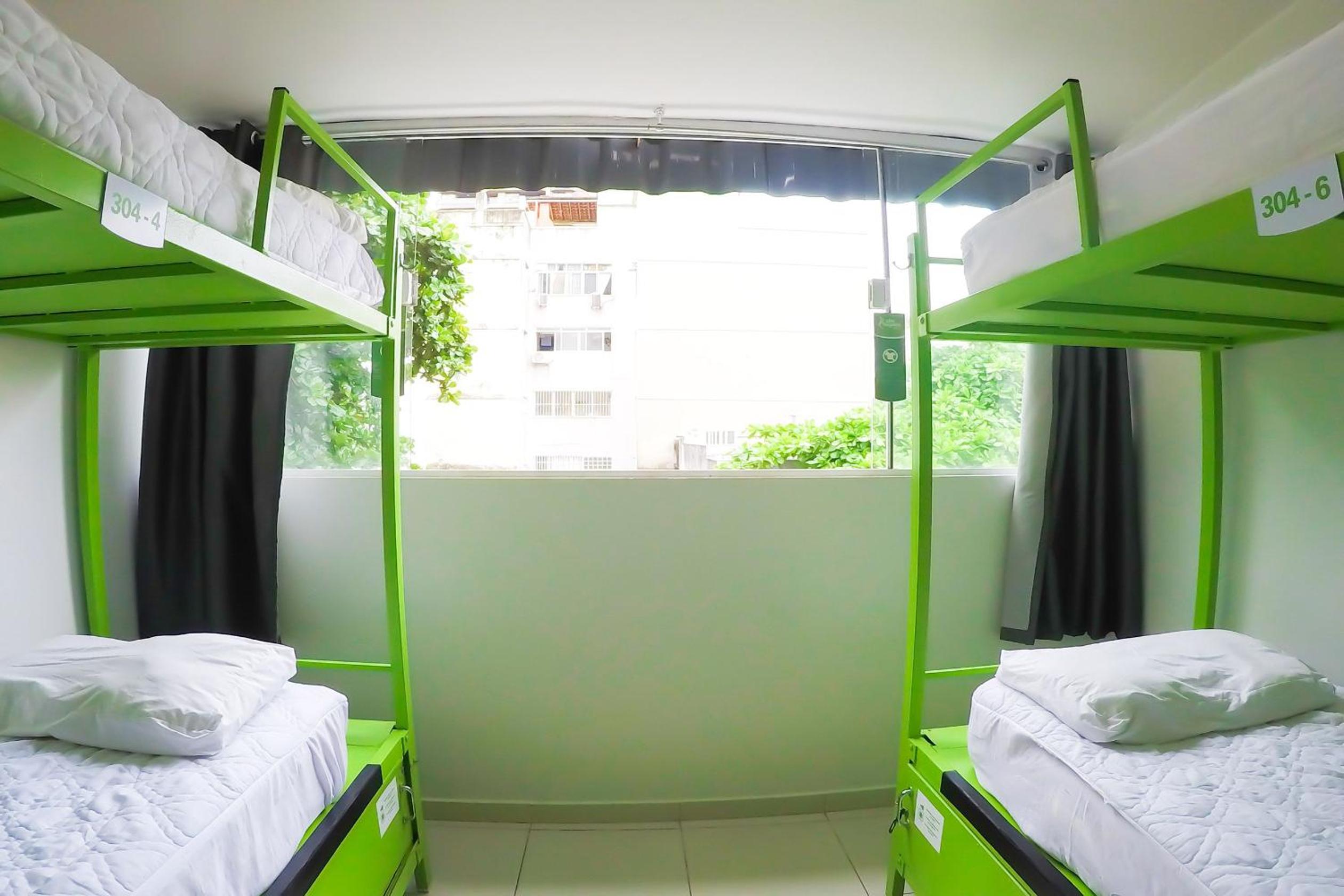 Bed in 6-Bed Mixed Dormitory Room