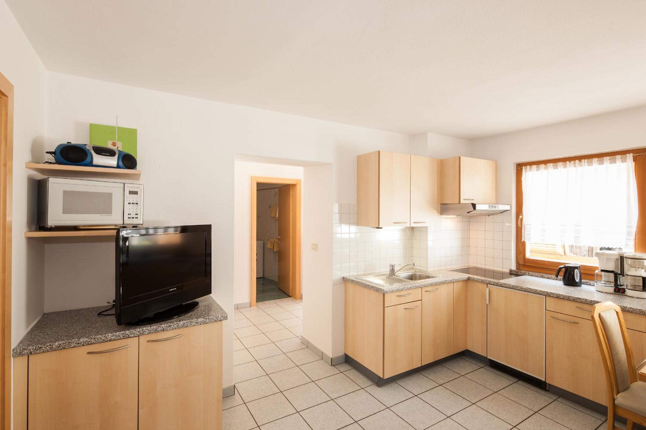Apartment photo 2