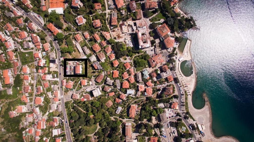 Apartment with Sea View - Photo 41