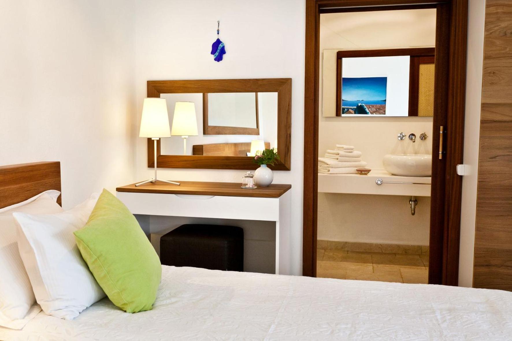 Double Room with Sea View photo 2