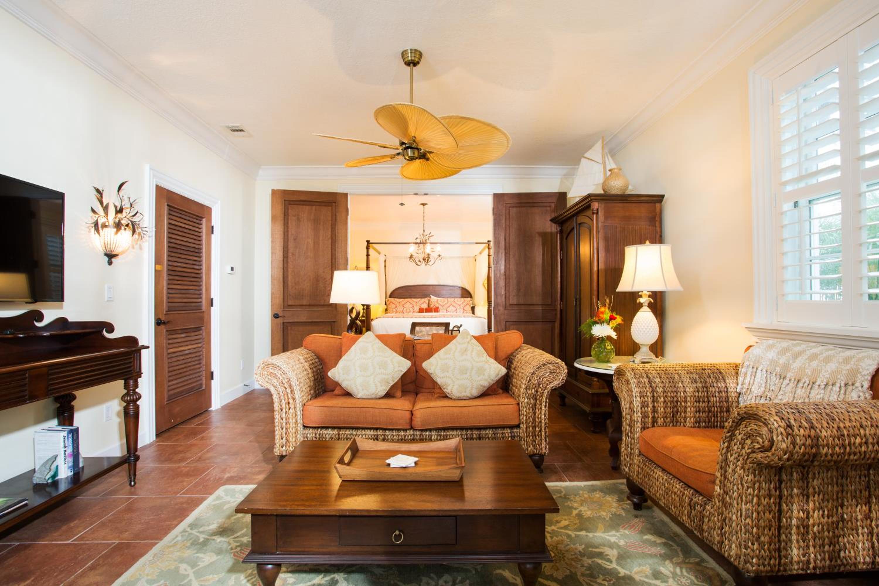 King Suite with Separate Living Room