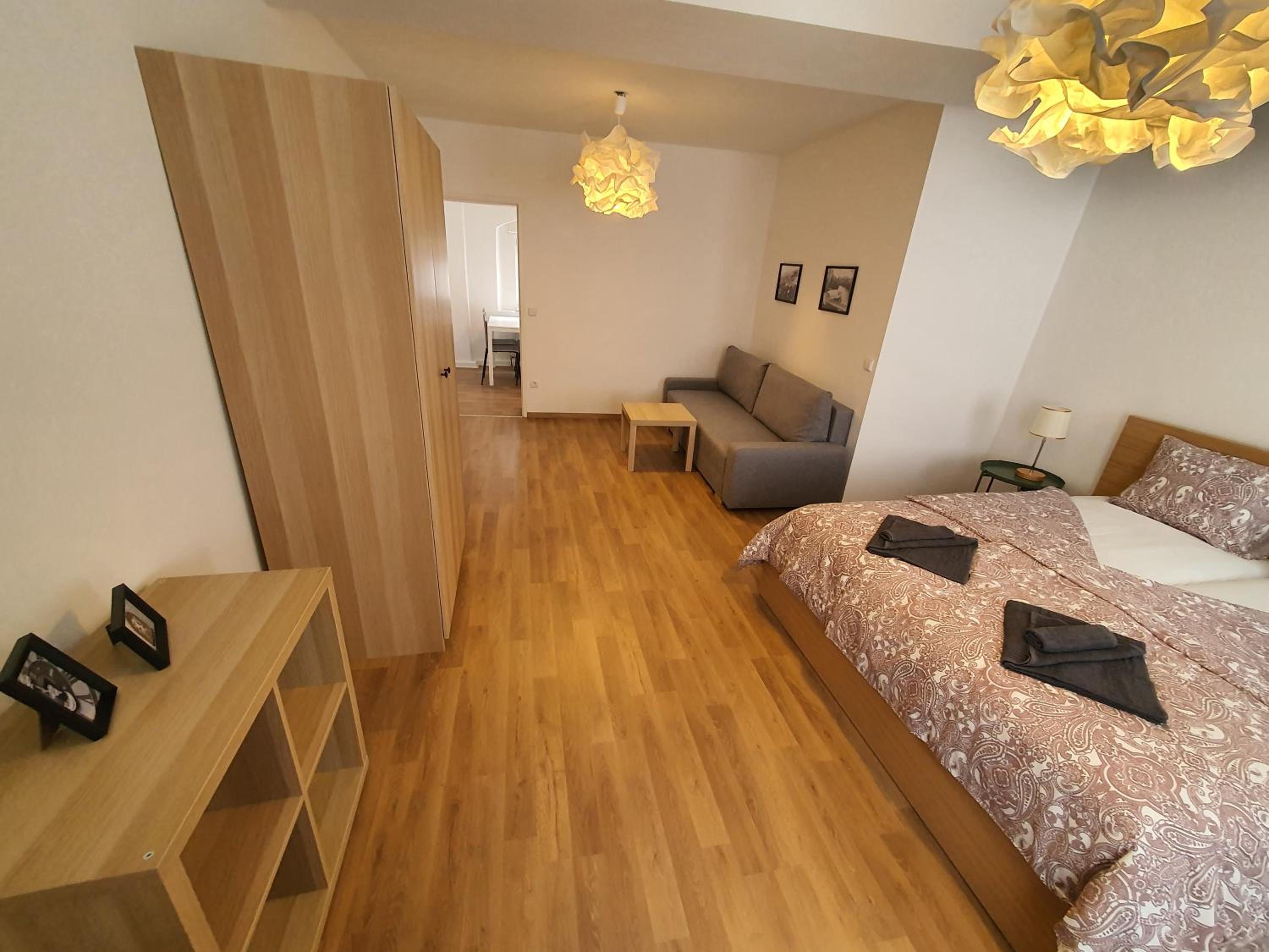 One-Bedroom Apartment photo 2
