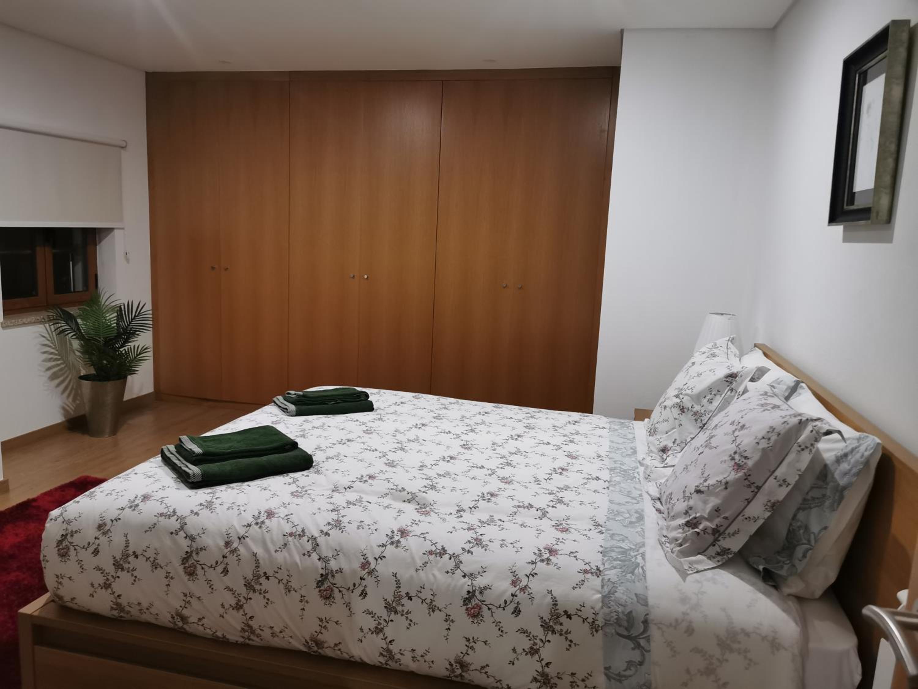 Queen Room with Balcony - Photo 1