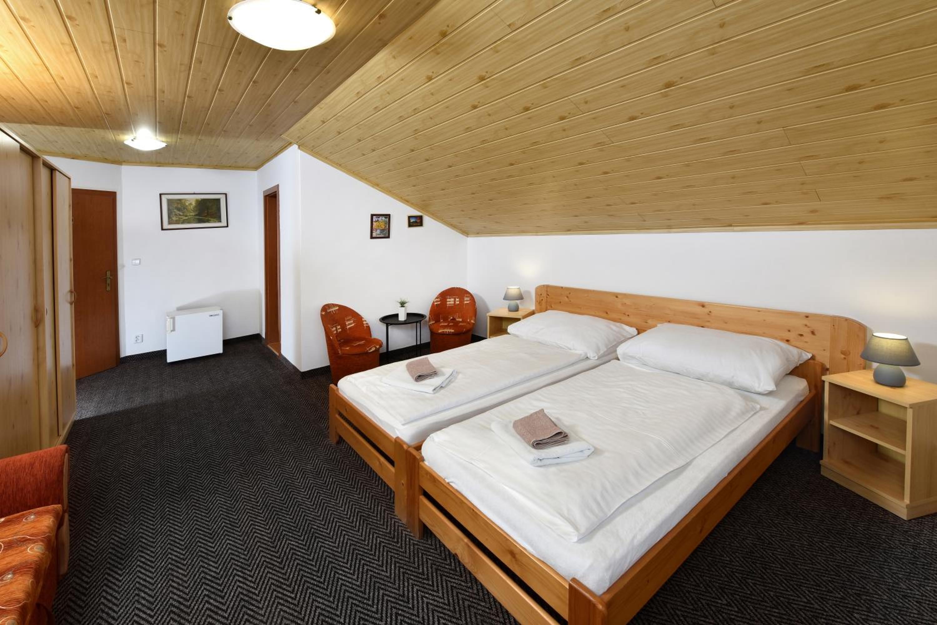 Standard Double or Twin Room photo 2
