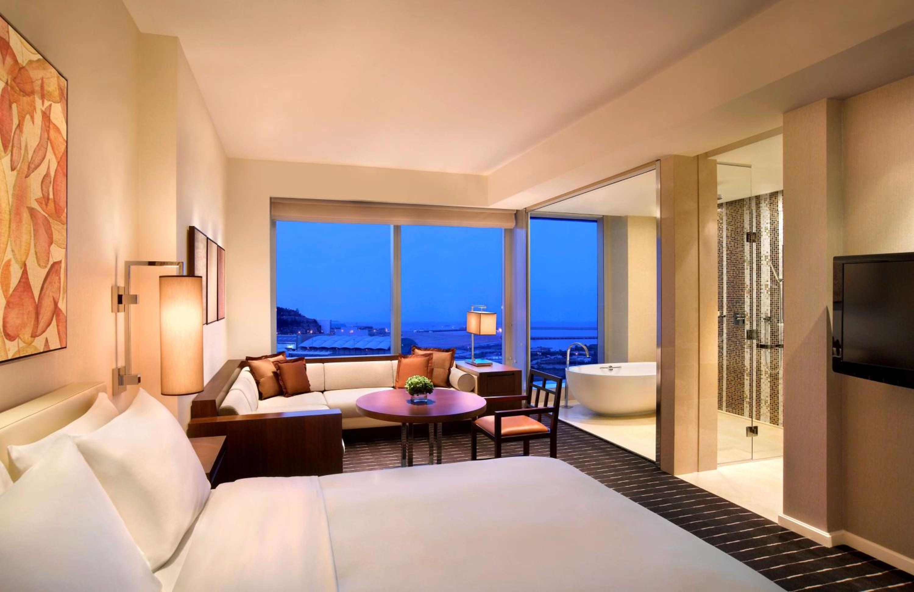 King Room - Club Access