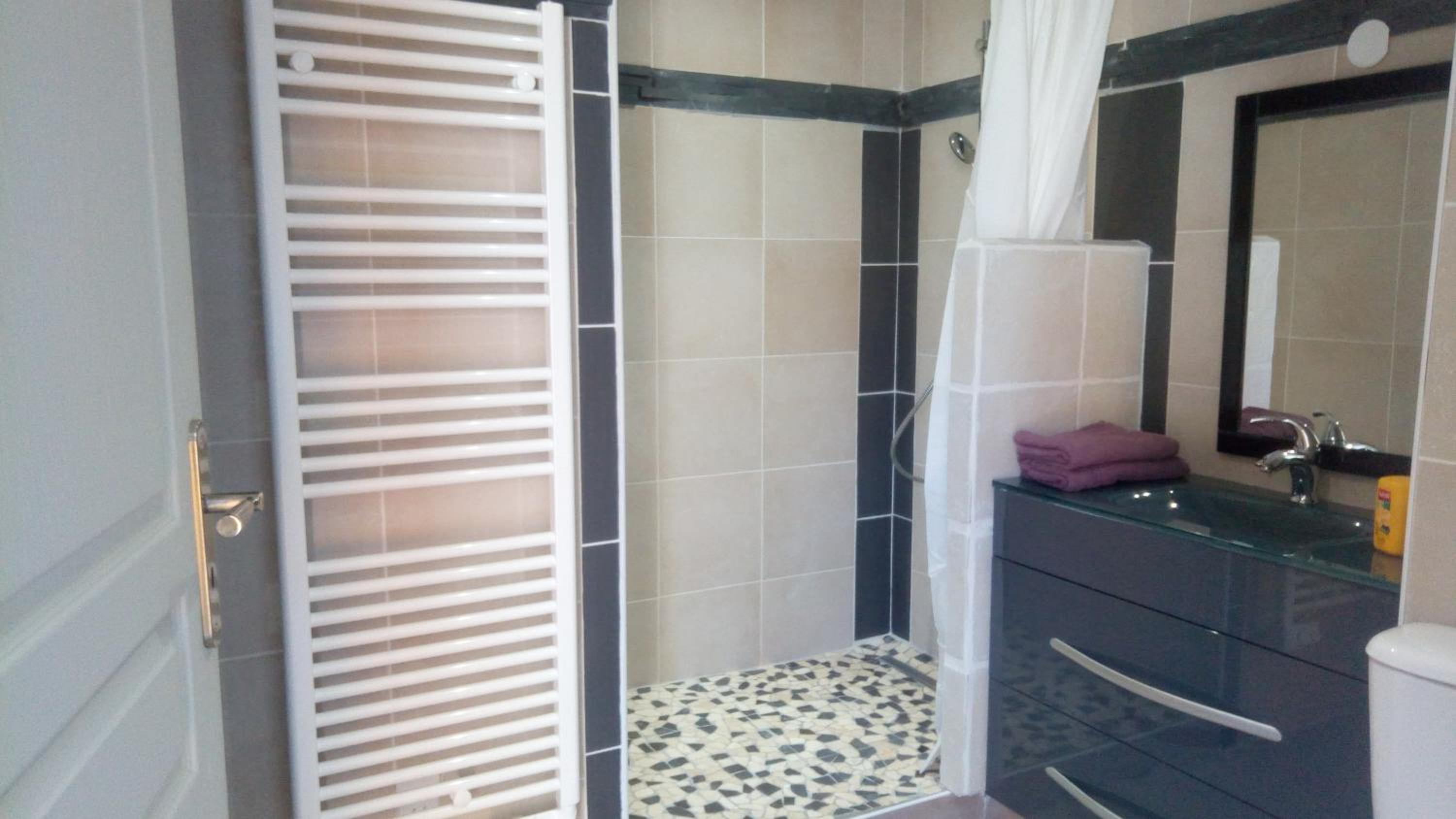 Double Room with Private Bathroom photo 3