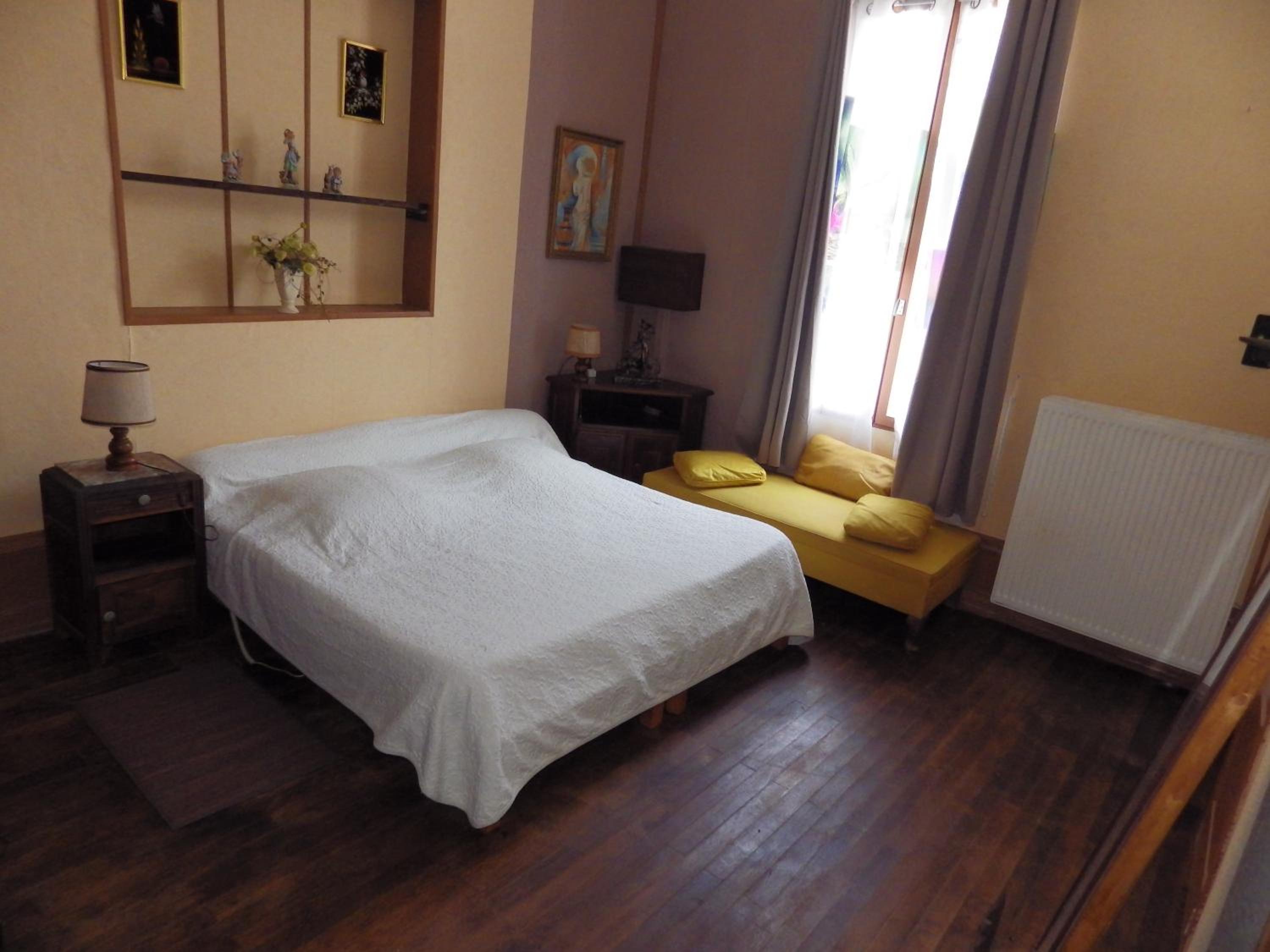 Double Room - Disability Access photo 3