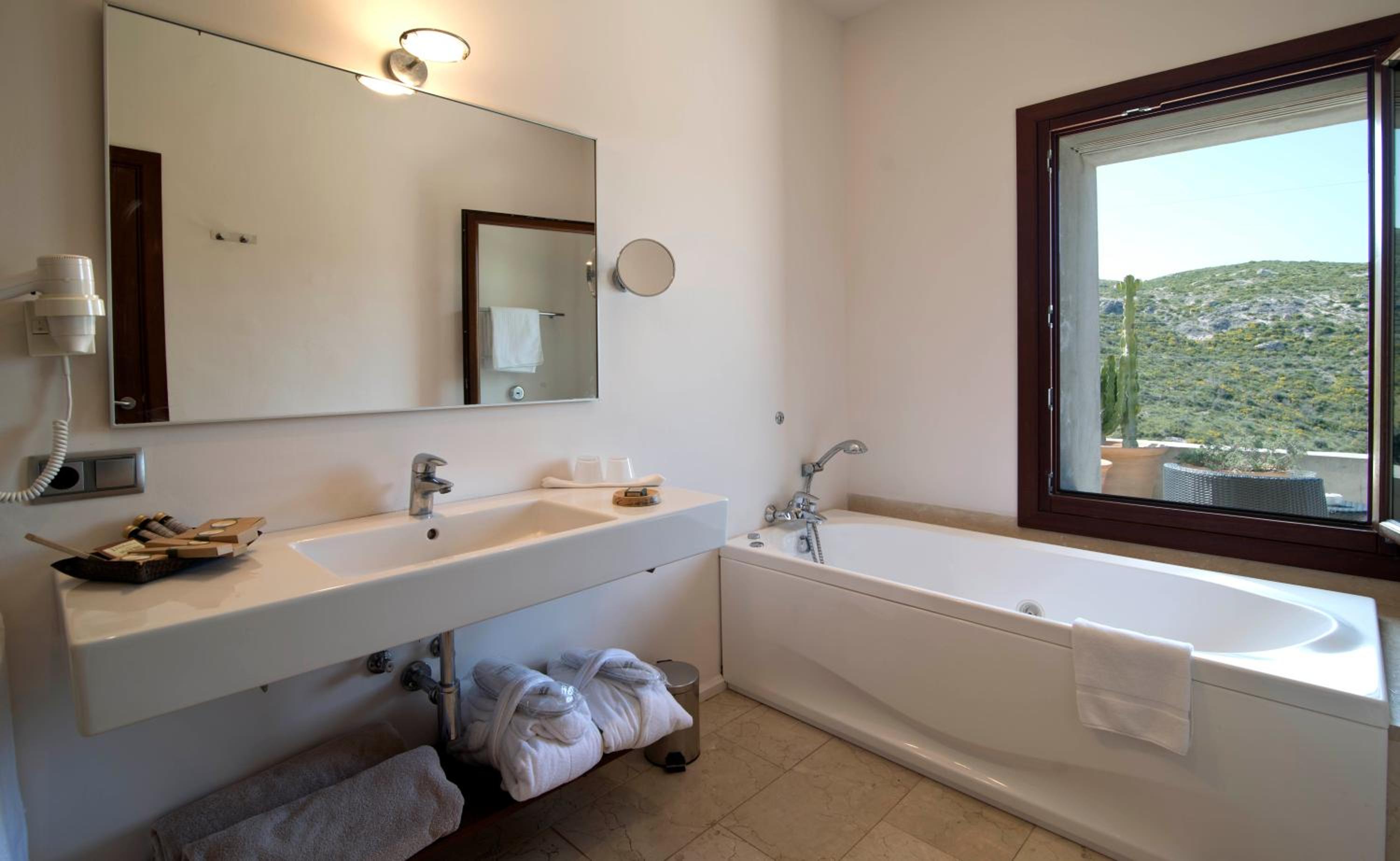 Superior Double Room with Mountain View photo 2