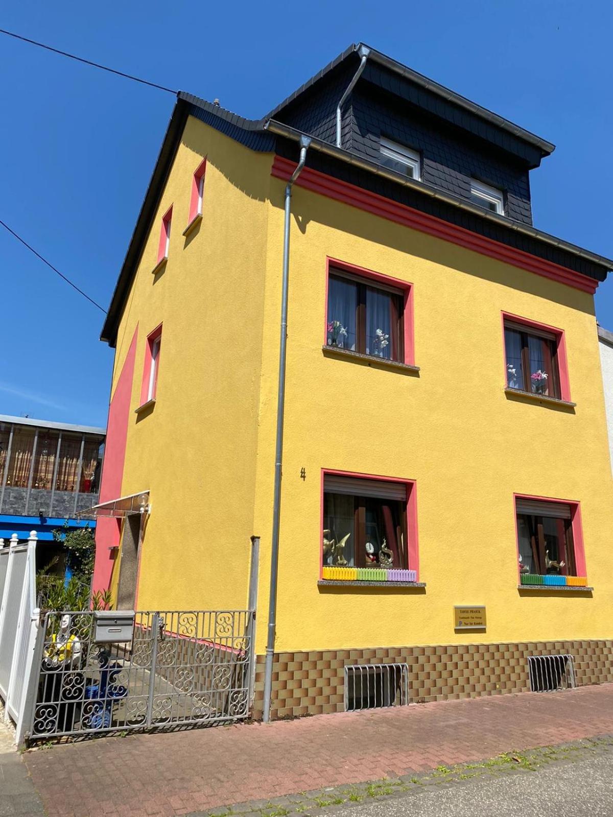 Apartment with Balcony photo 2