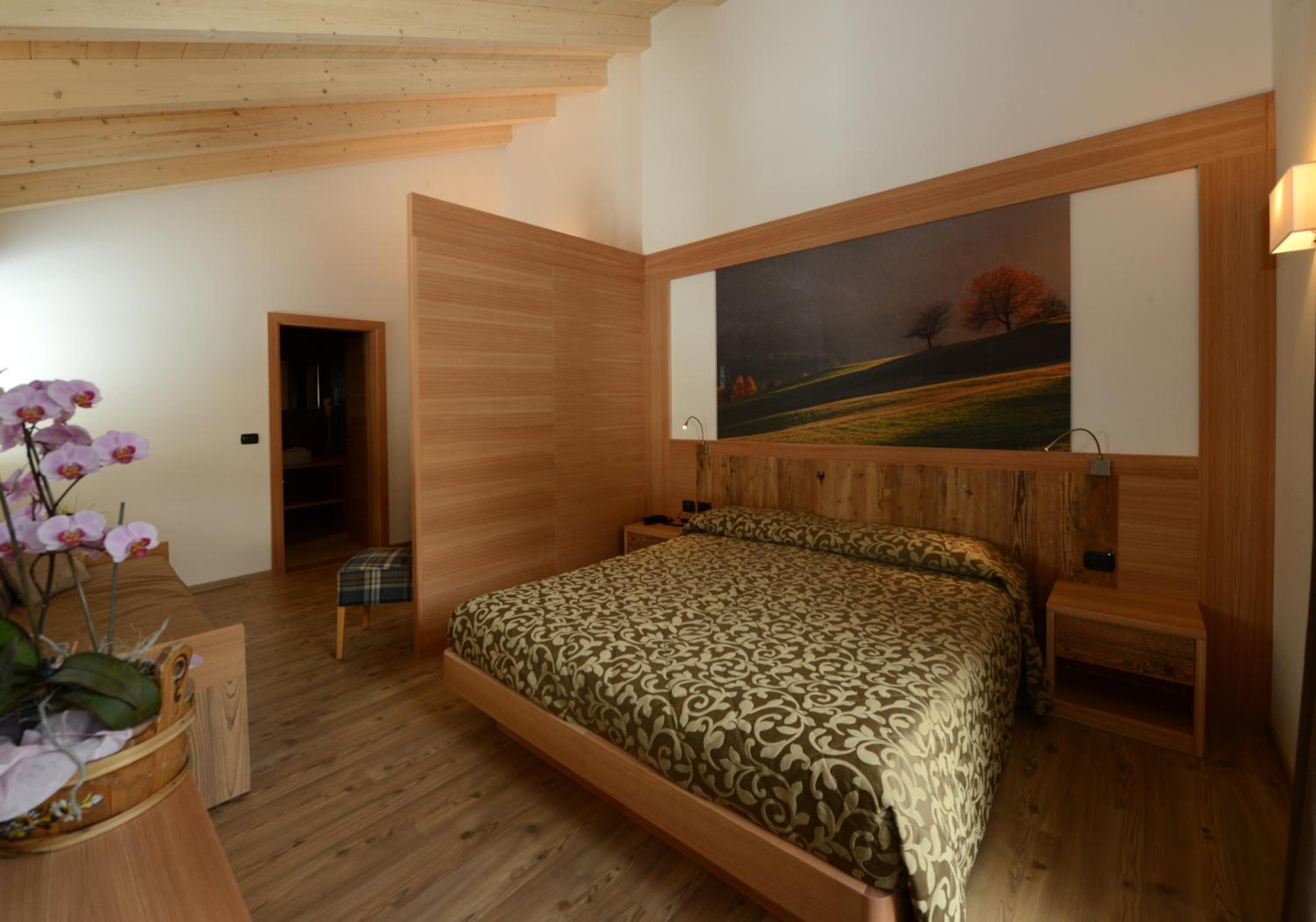 Superior Double or Twin Room photo 2