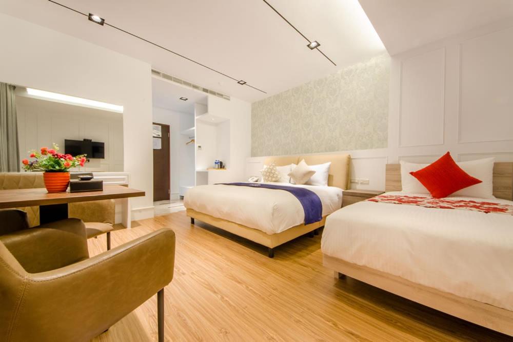 Quadruple Room with Bath