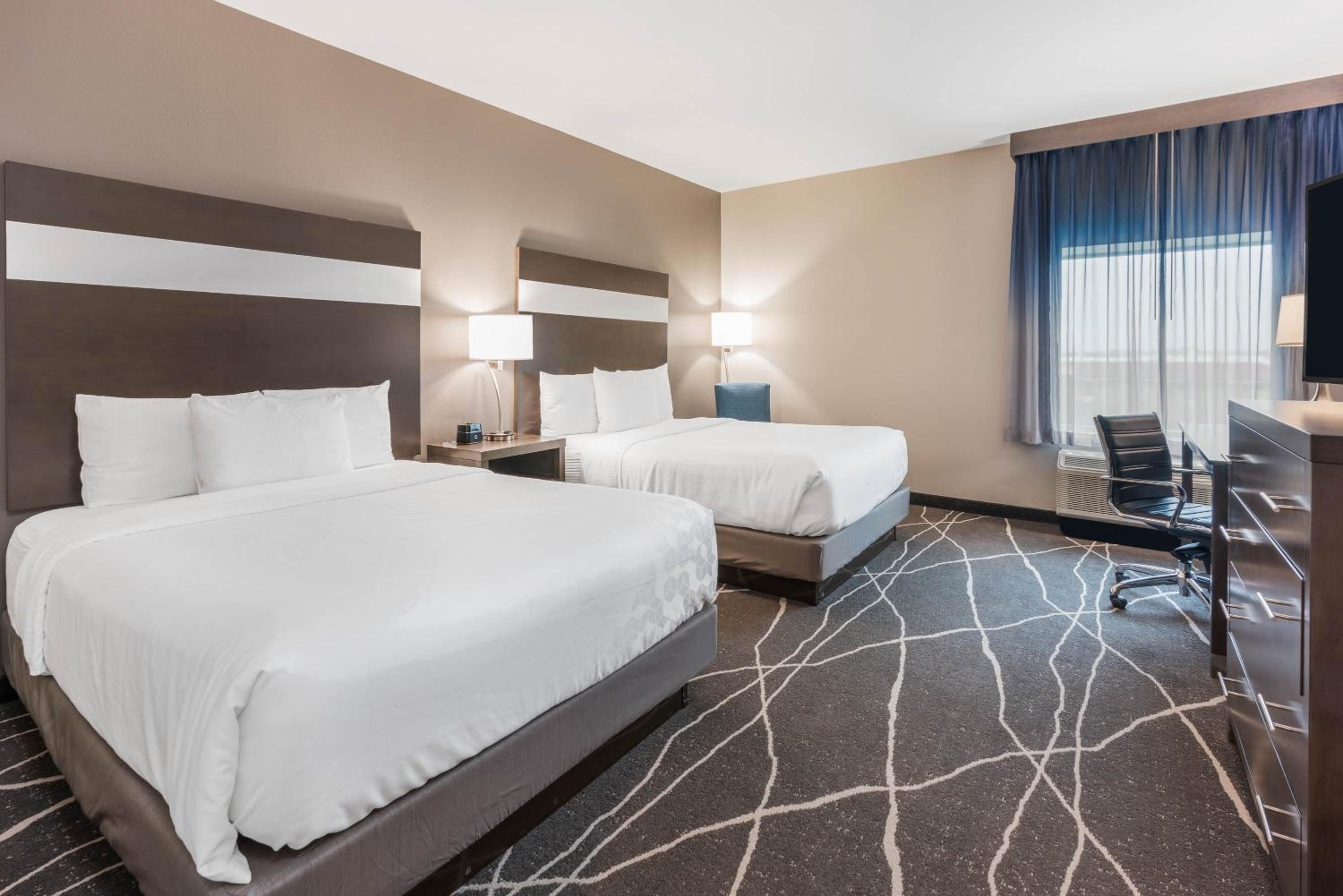 Queen Room with Two Queen Beds - Mobility Access/Non-Smoking