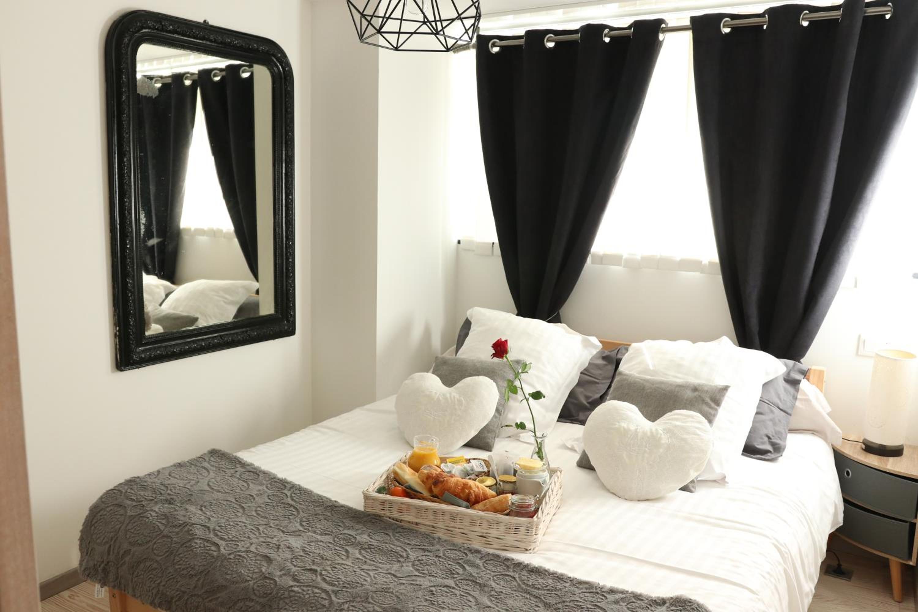 Apartment - Photo 9