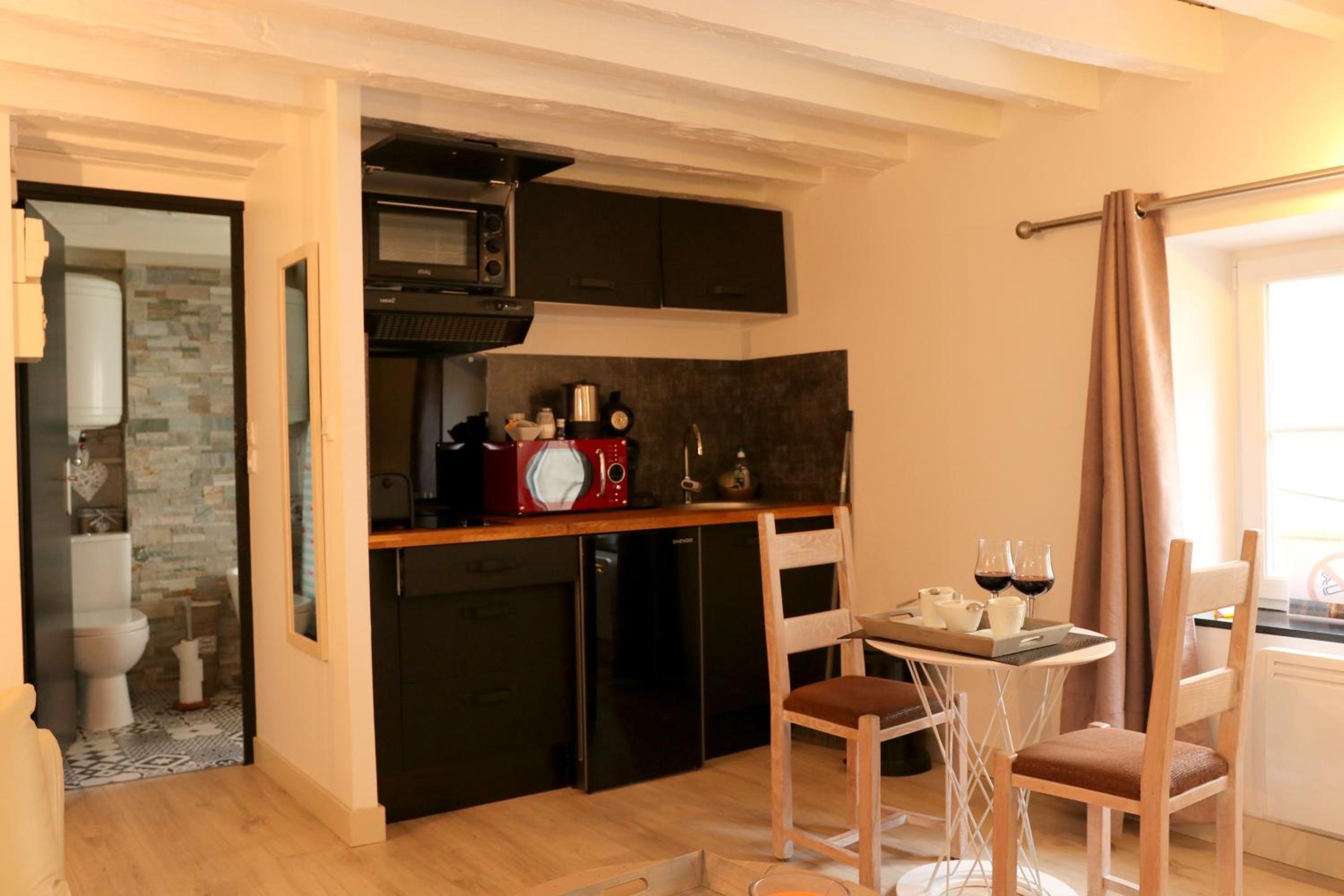 Apartment - Photo 4