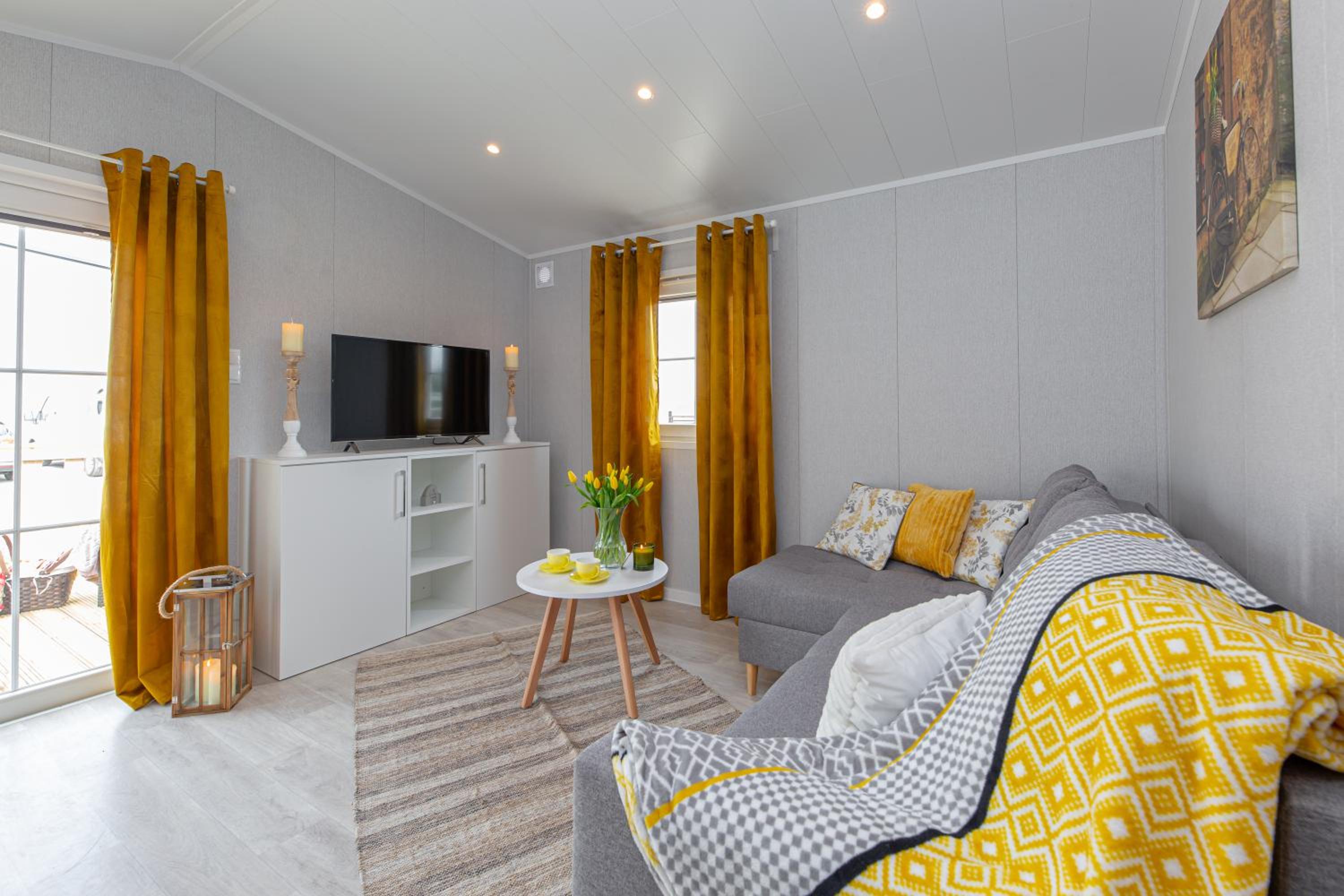 Two-Bedroom Chalet photo 1